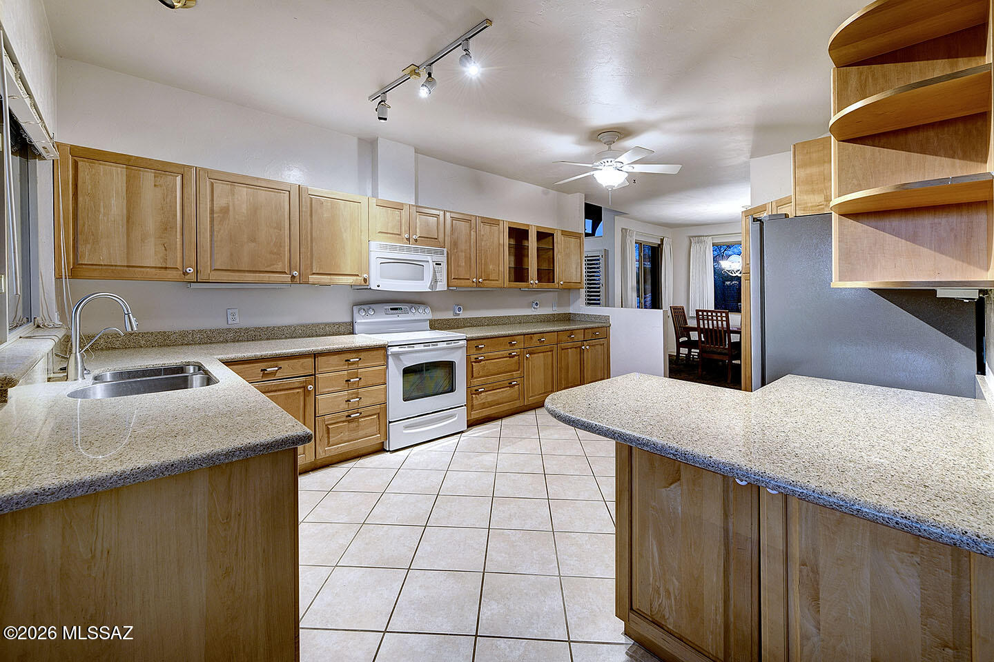 Country Club Vista (1-74) - Residential