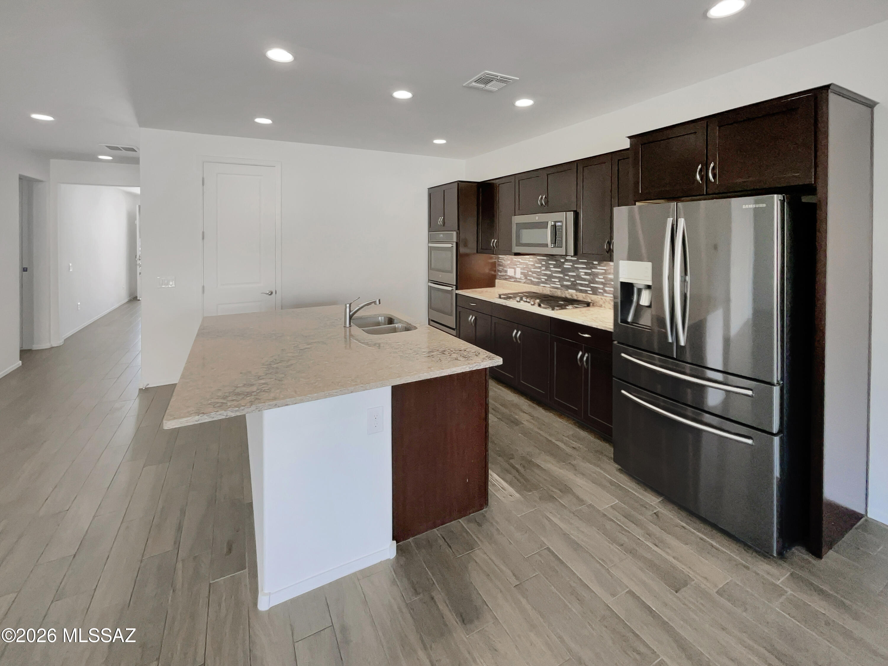 11104 W Dawnlight Drive