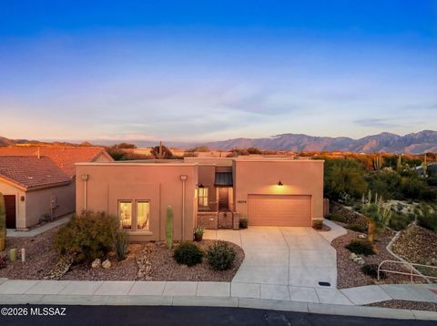 Photo of 12270 N Golden Mirror Drive, Marana, AZ 85658 (MLS # 22600649)