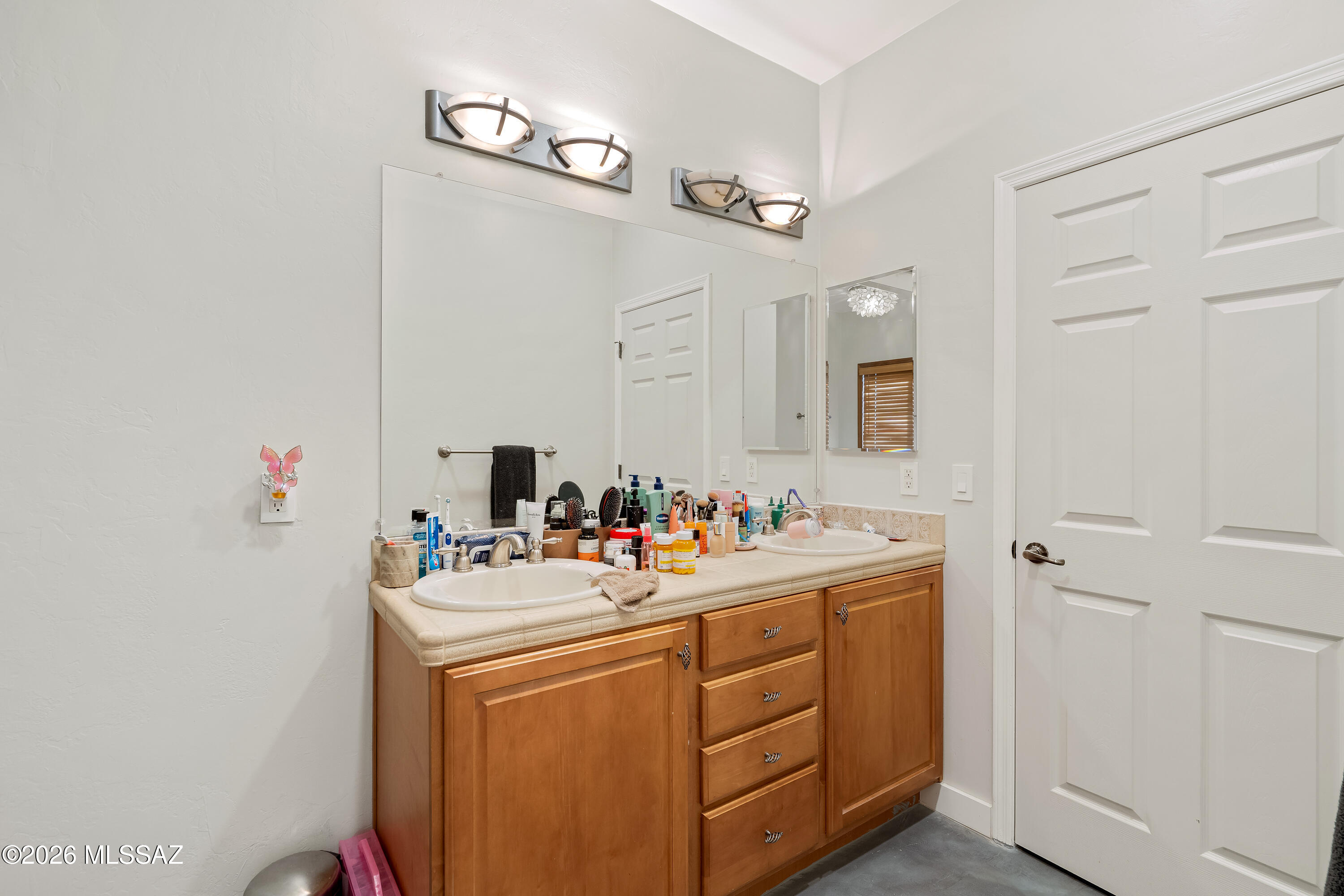 New Tucson Unit NO. 30 - Residential