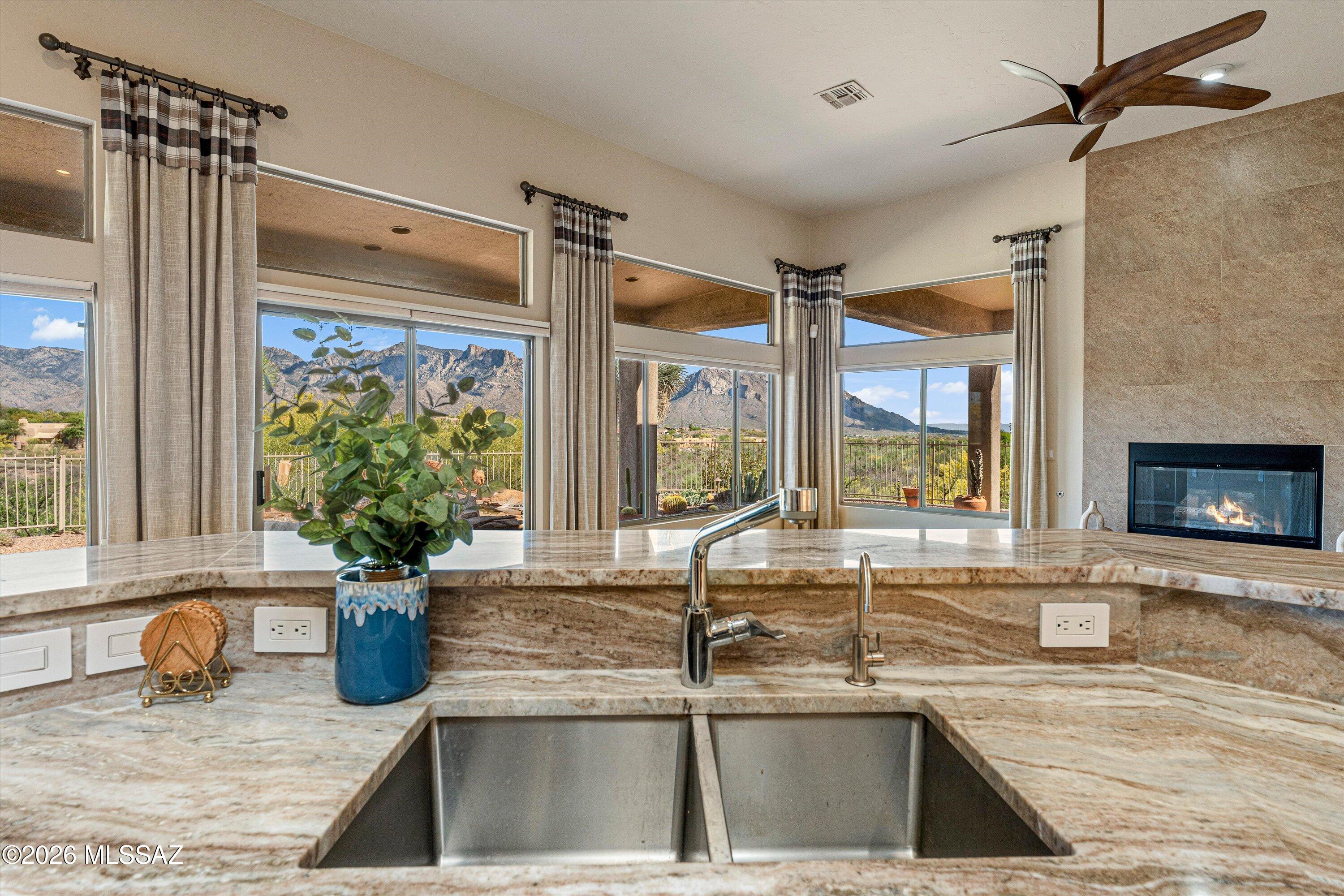 12190 N Copper Spring Trail