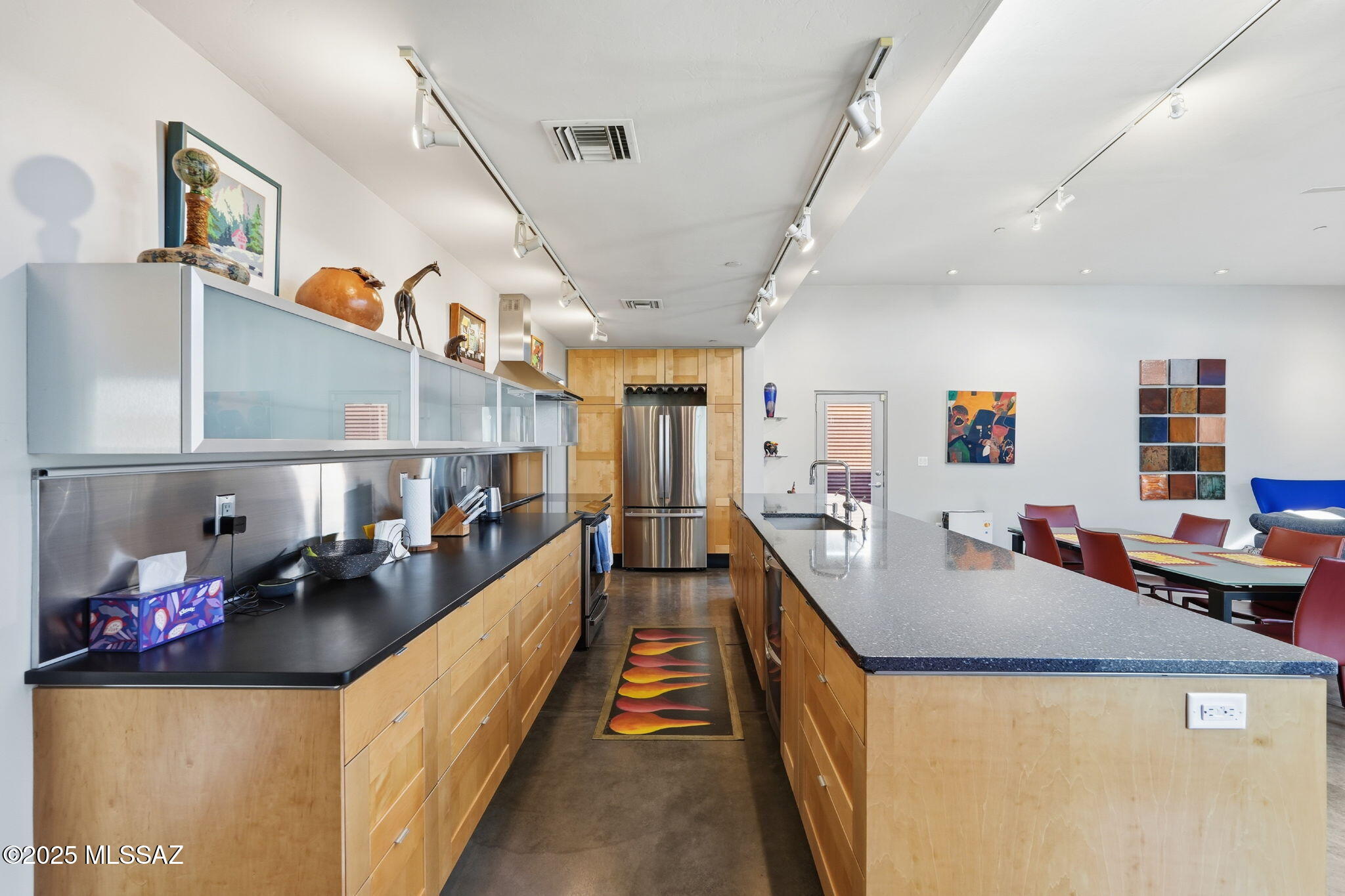 Catalina Poultry Acres NO 2 - Residential