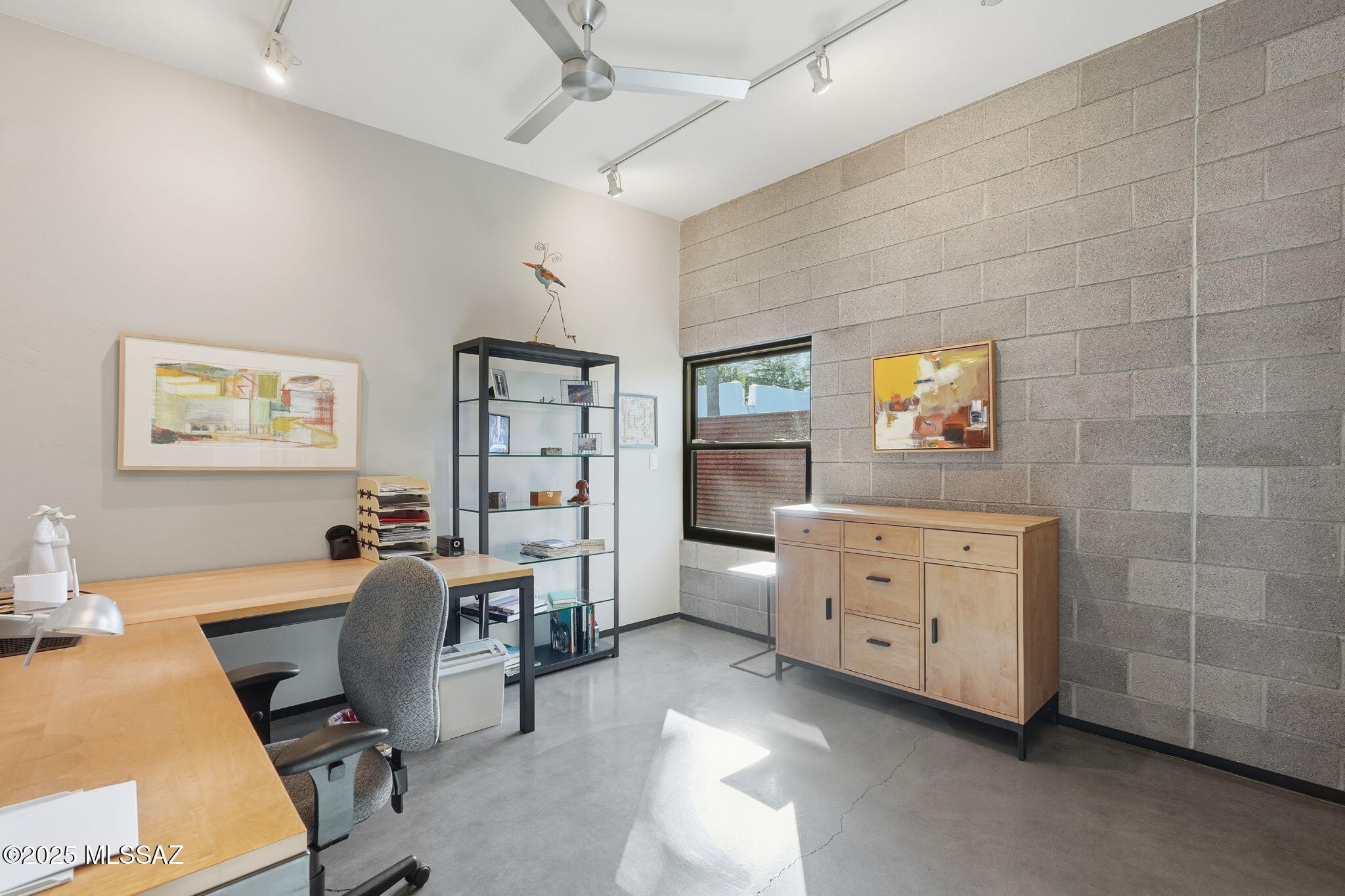 Catalina Poultry Acres NO 2 - Residential