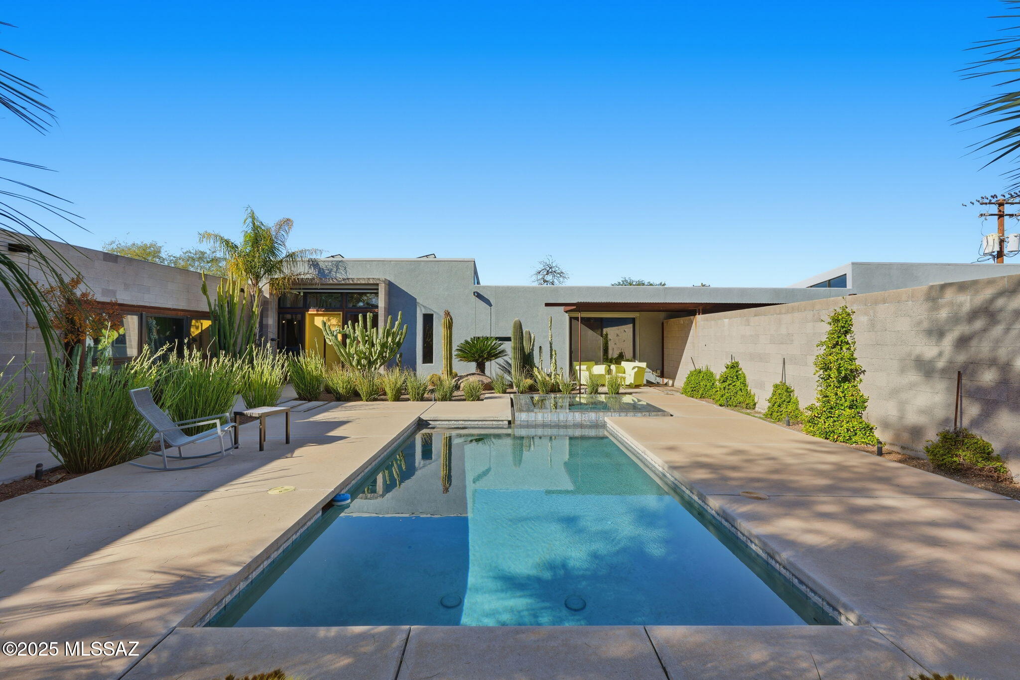 Catalina Poultry Acres NO 2 - Residential