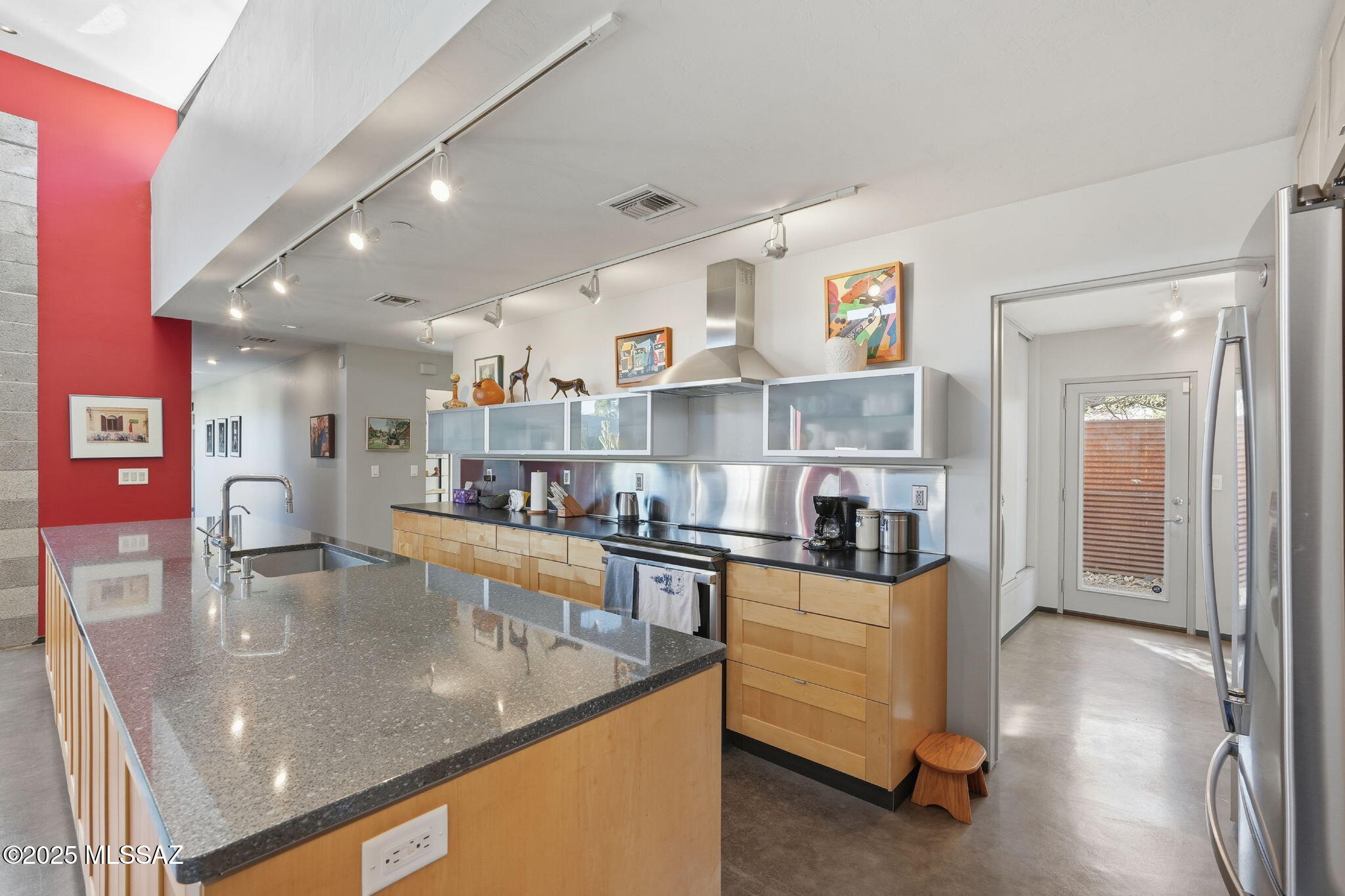 Catalina Poultry Acres NO 2 - Residential