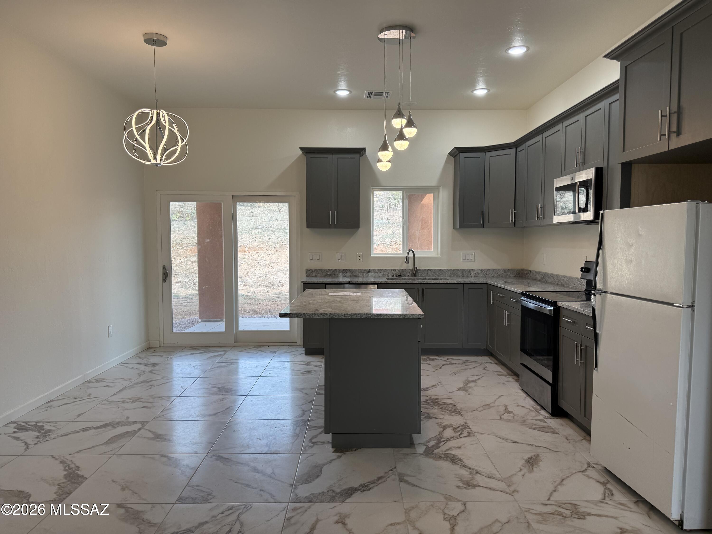 1880 Circulo Mexicali