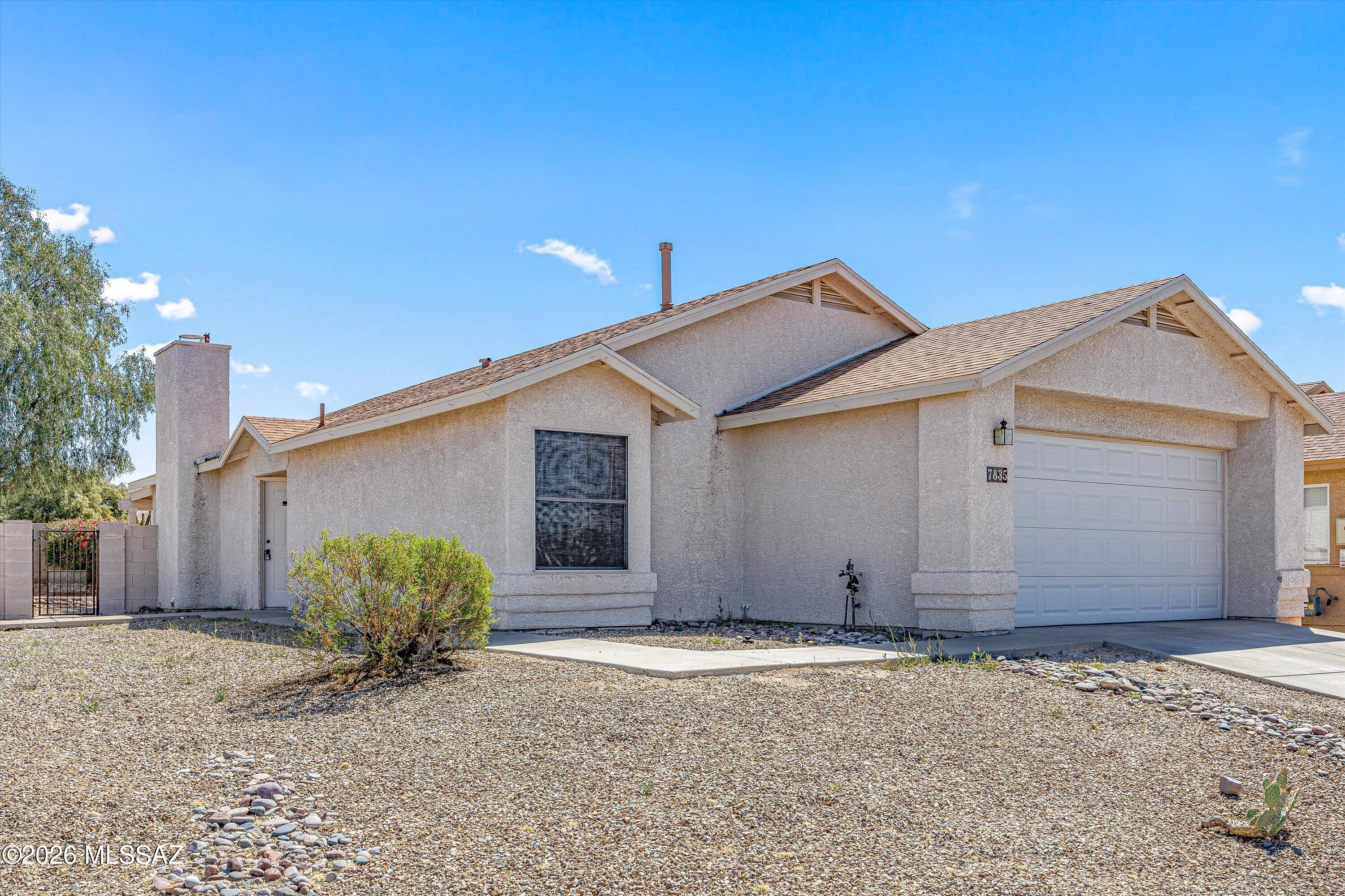 Elliott Homes At Rita Ranch (1-521) - Residential