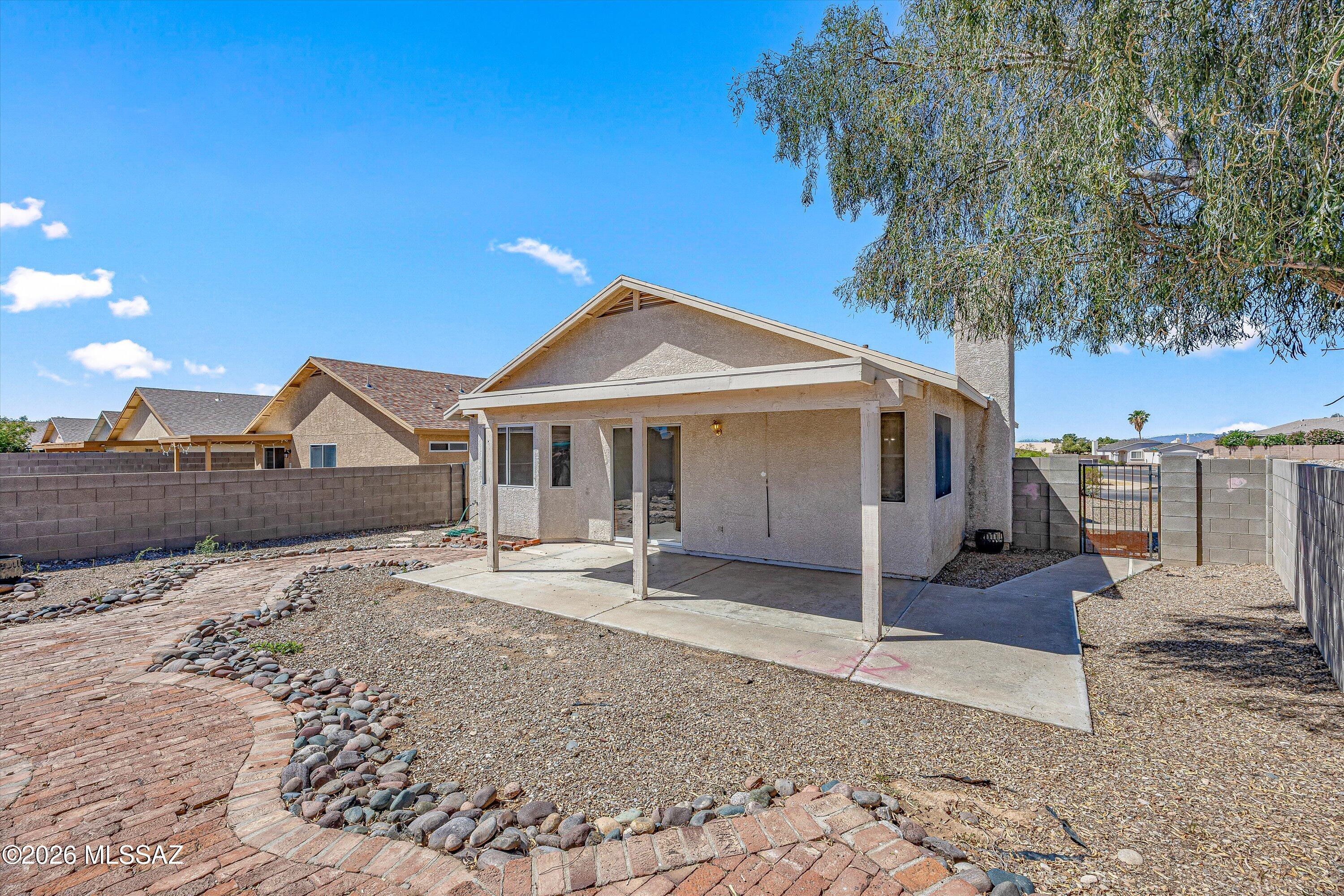 Elliott Homes At Rita Ranch (1-521) - Residential