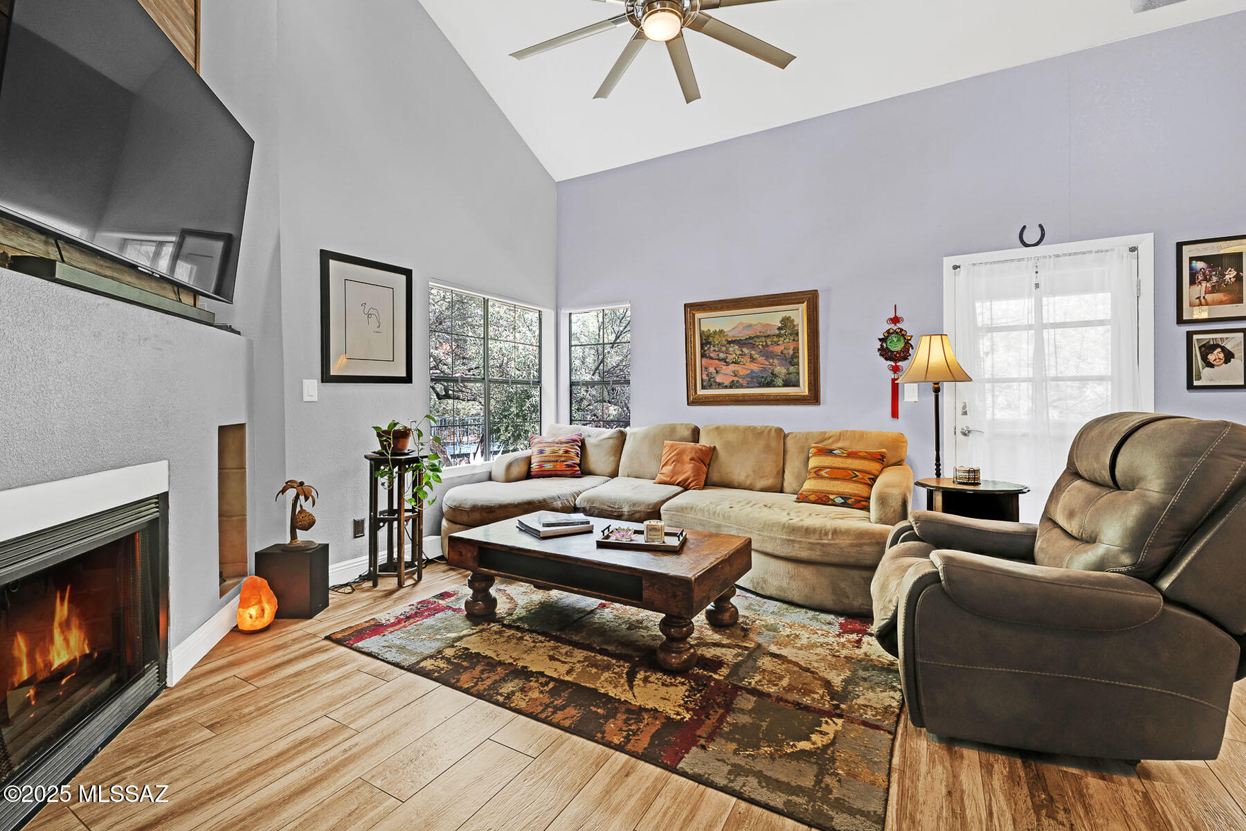 7744 E Via Ventana Norte