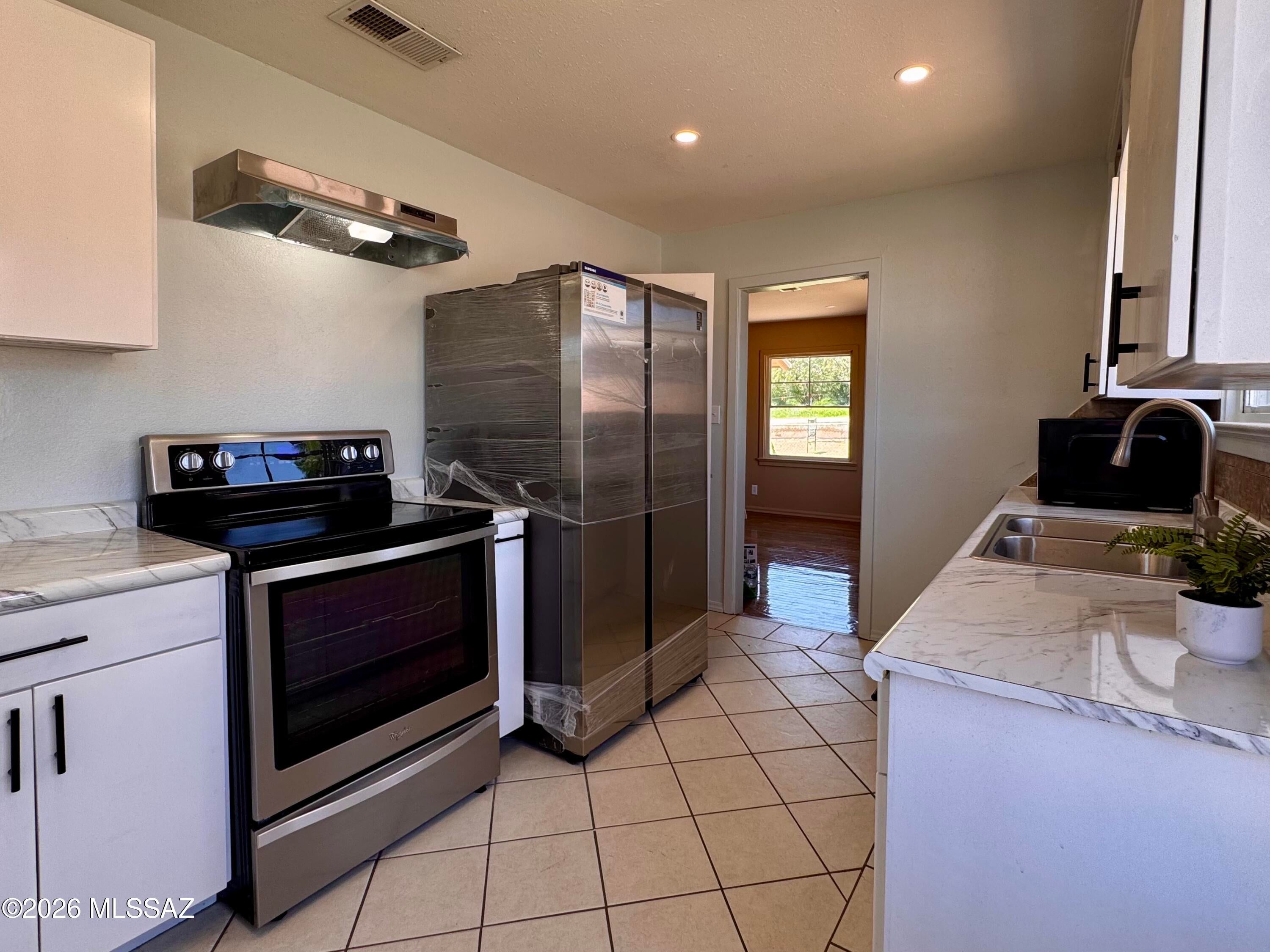 107 Bornite Avenue