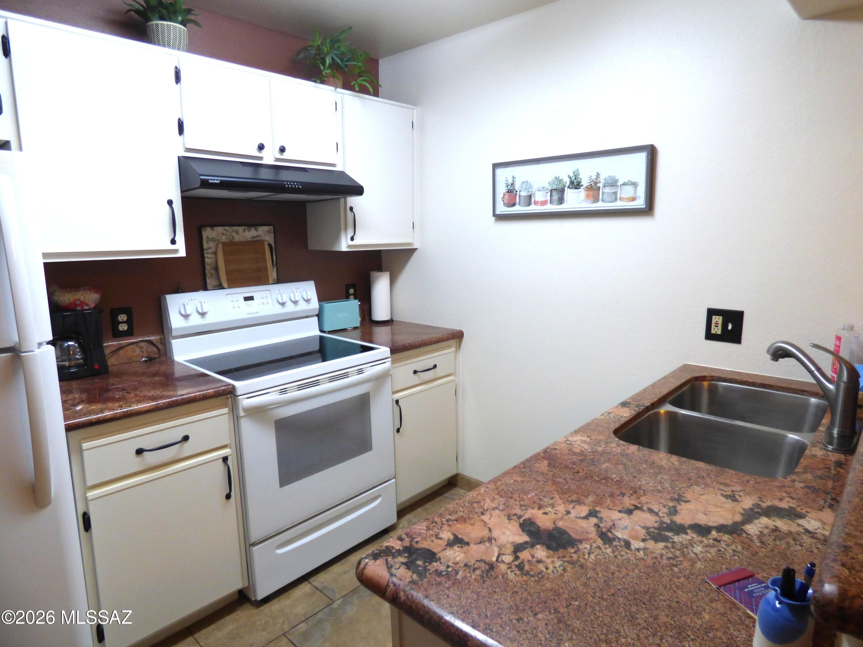 Veranda at Ventana Condominiums - Residential Lease