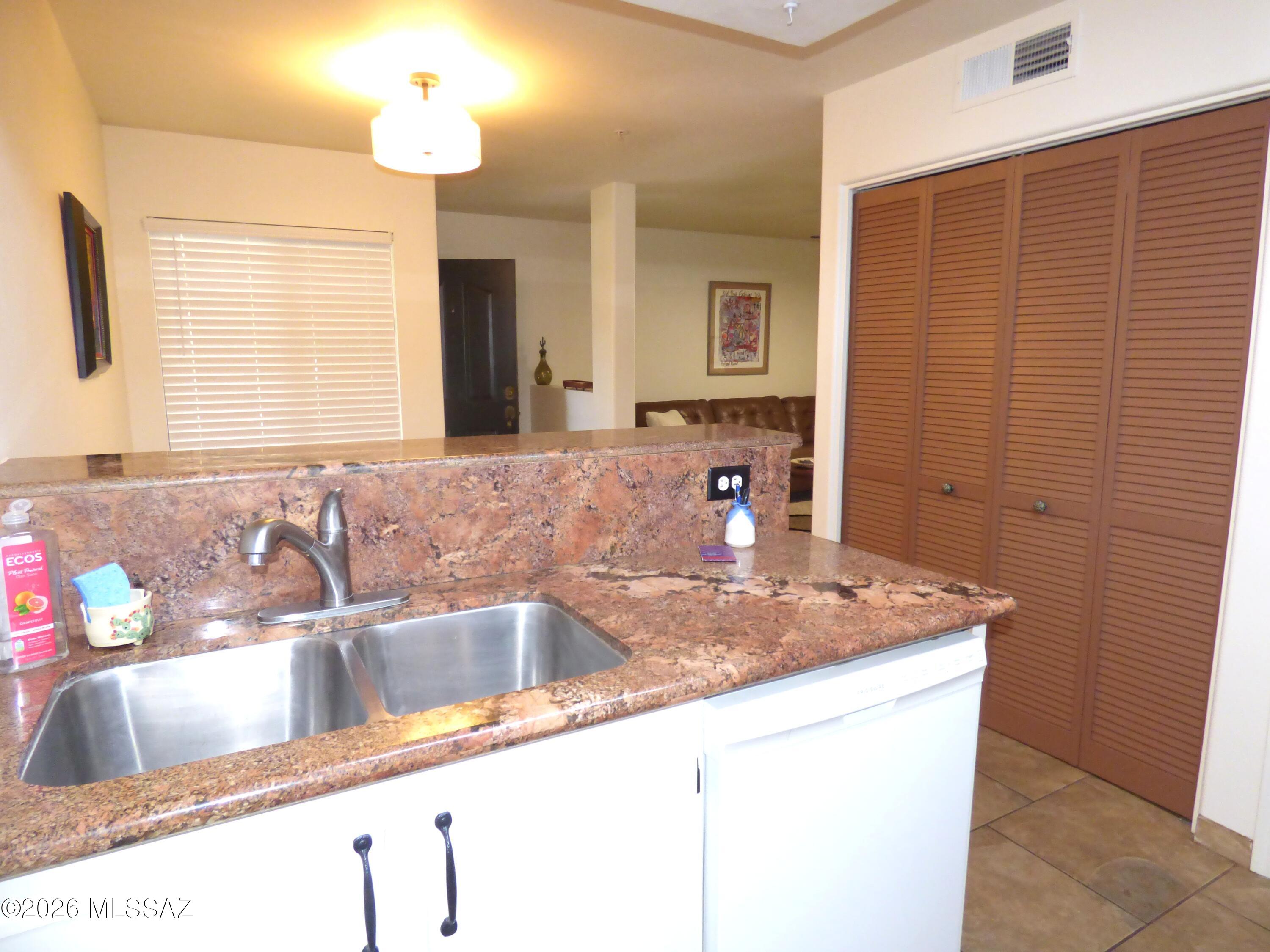 Veranda at Ventana Condominiums - Residential Lease