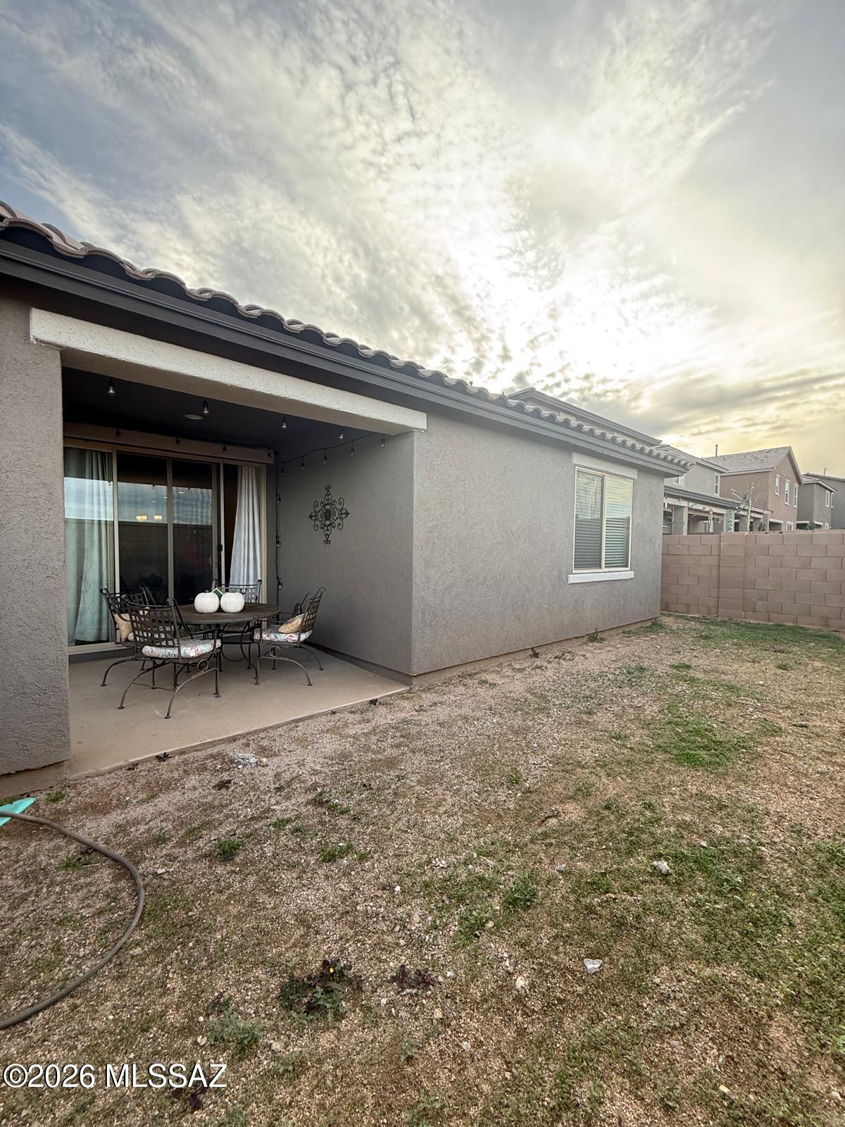 Entrada La Coraza - Residential