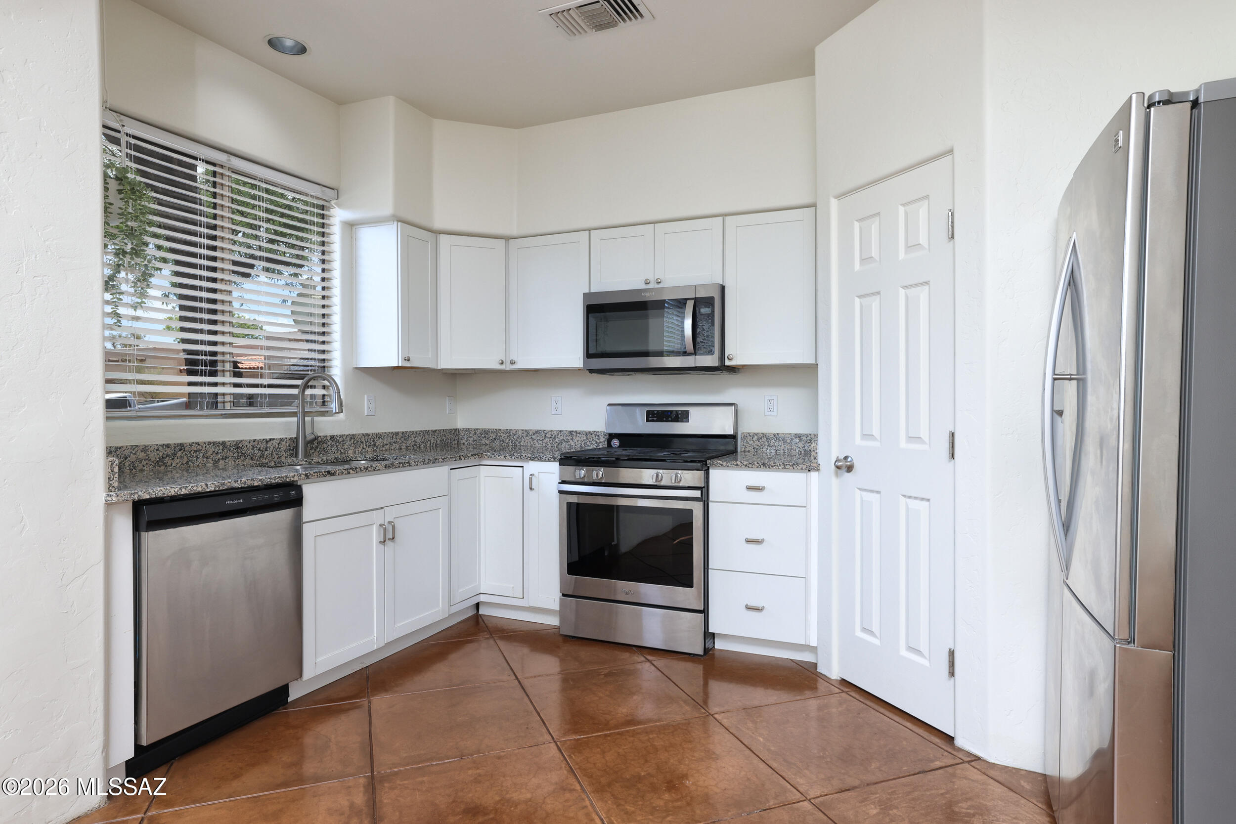 3731 N Crest Ranch Drive