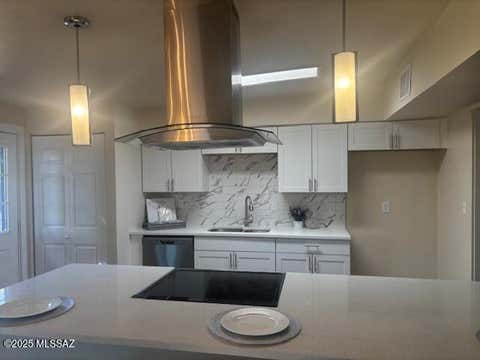 Photo of 7042 E Calle Ileo, Tucson, AZ 85710 (MLS # 22619681)