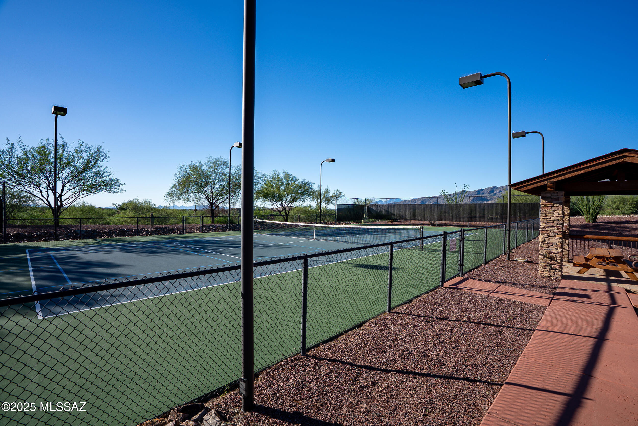 Coyote Creek (1-395) - Residential