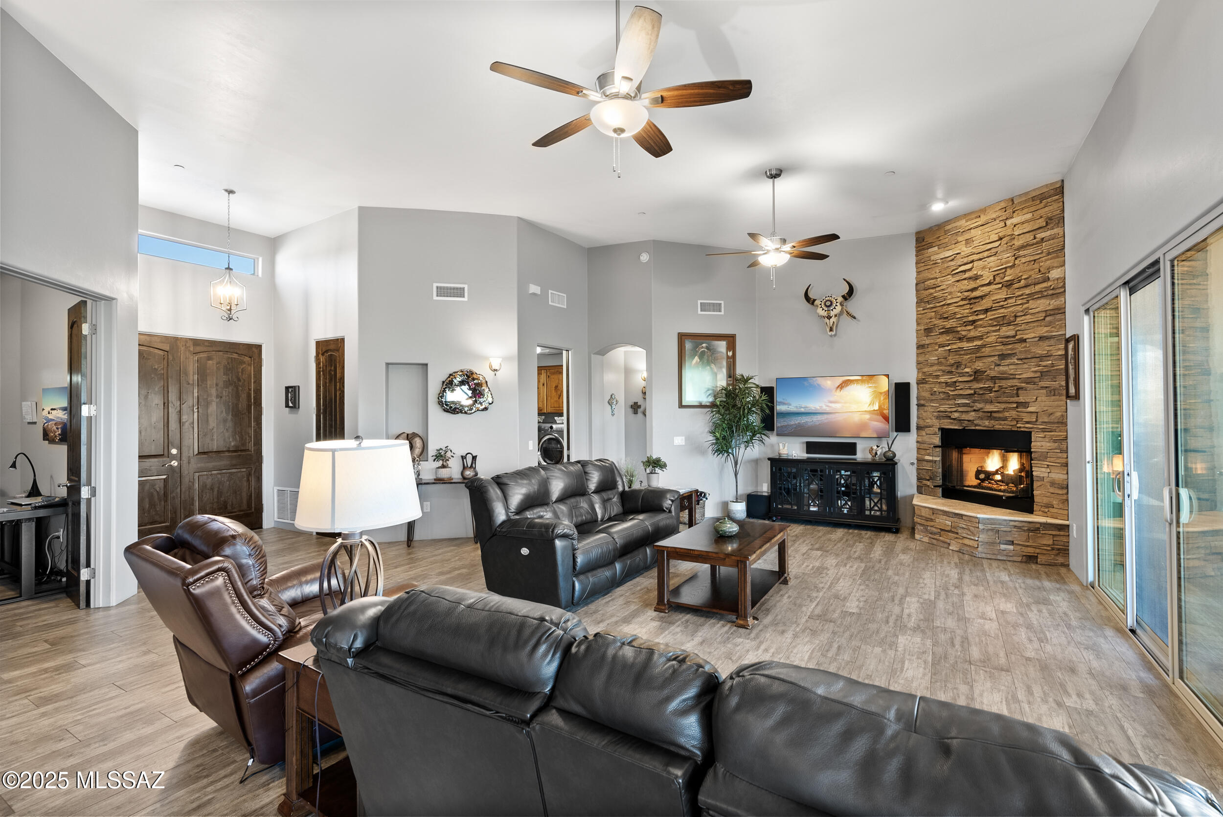 Coyote Creek (1-395) - Residential