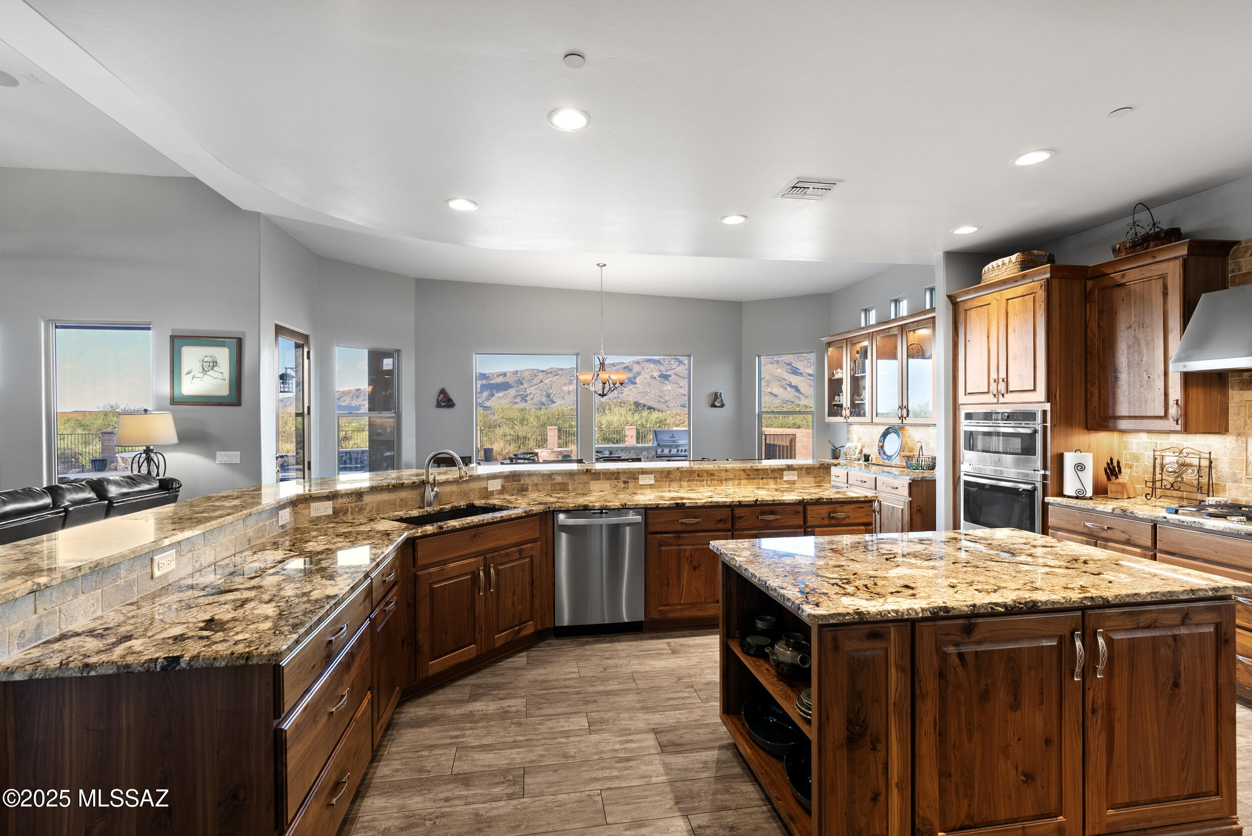 Coyote Creek (1-395) - Residential