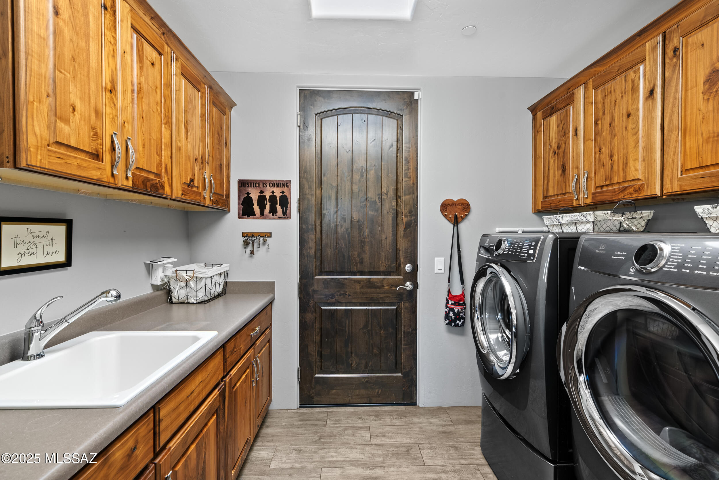 Coyote Creek (1-395) - Residential