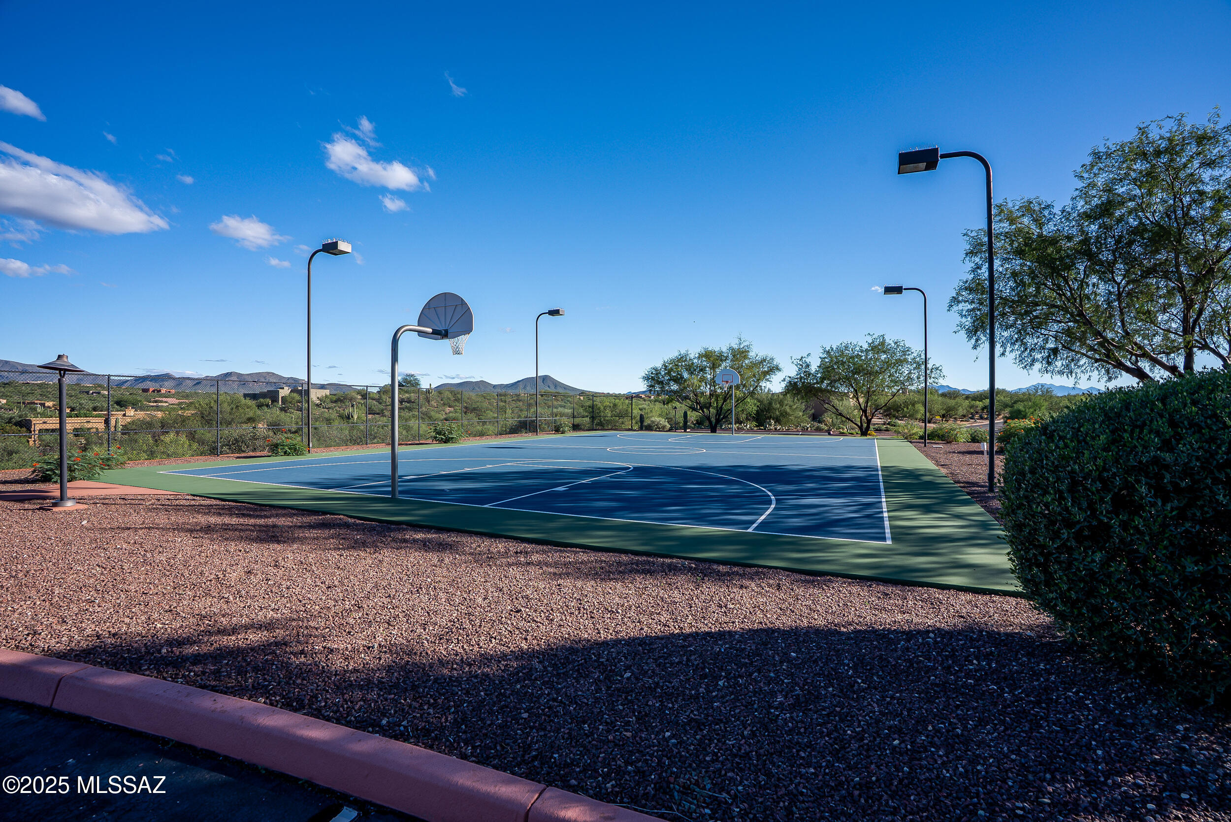 Coyote Creek (1-395) - Residential