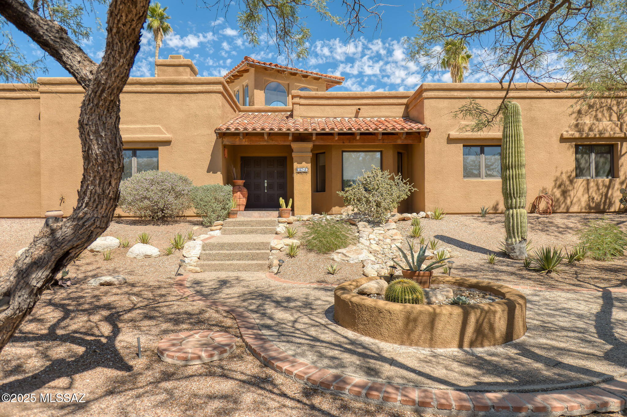 6656 E Circulo Otono