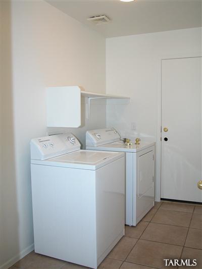 Gladden Farms BLK 12 - Residential Lease