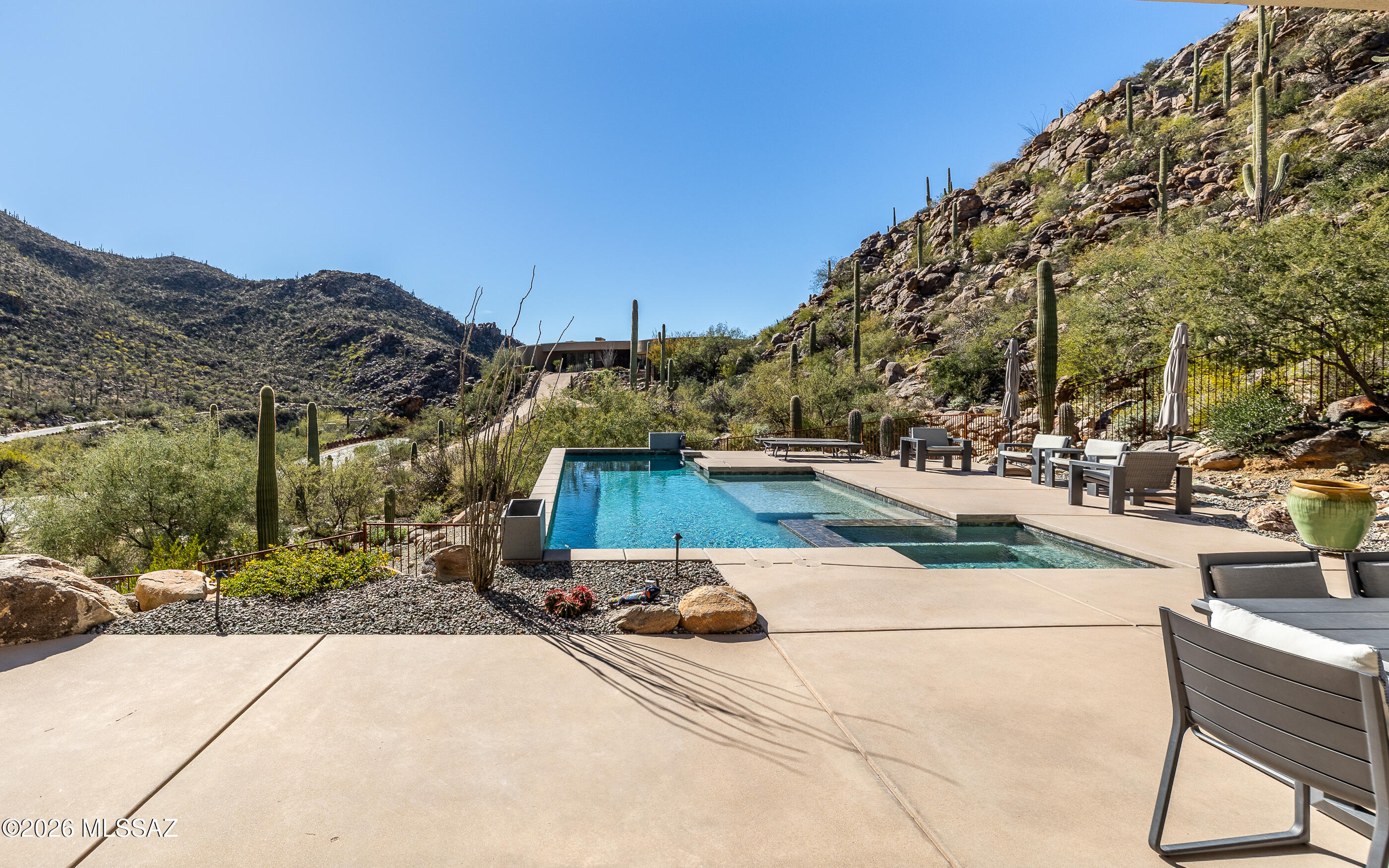 Canyon Pass At Dove Mountain - Residential