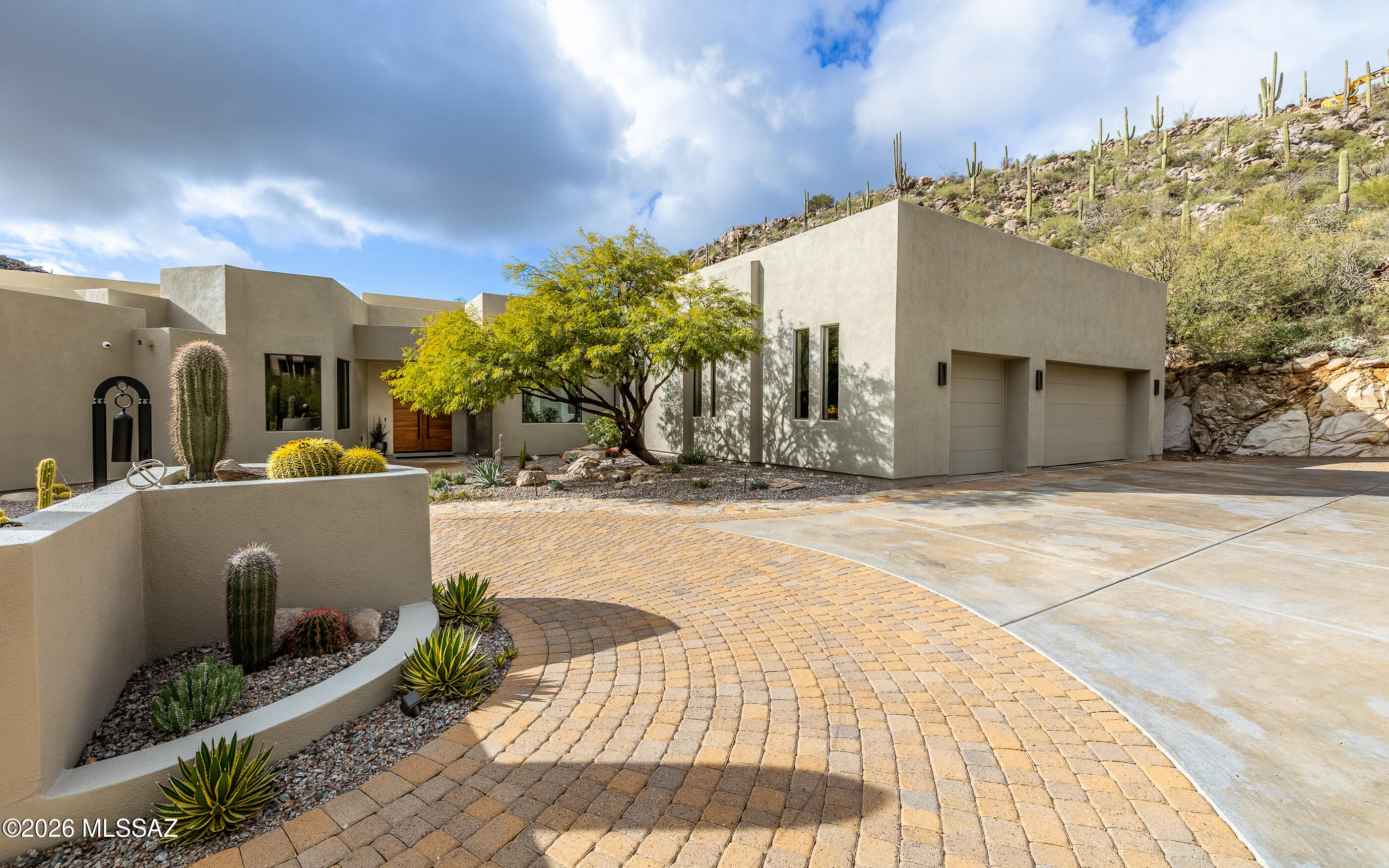14821 N Dove Canyon Pass