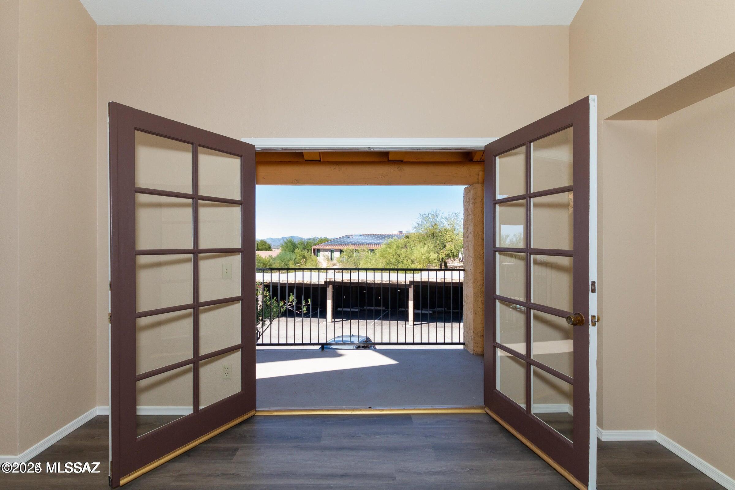 Las Casas Bellas Condo (45-53) - Residential Lease
