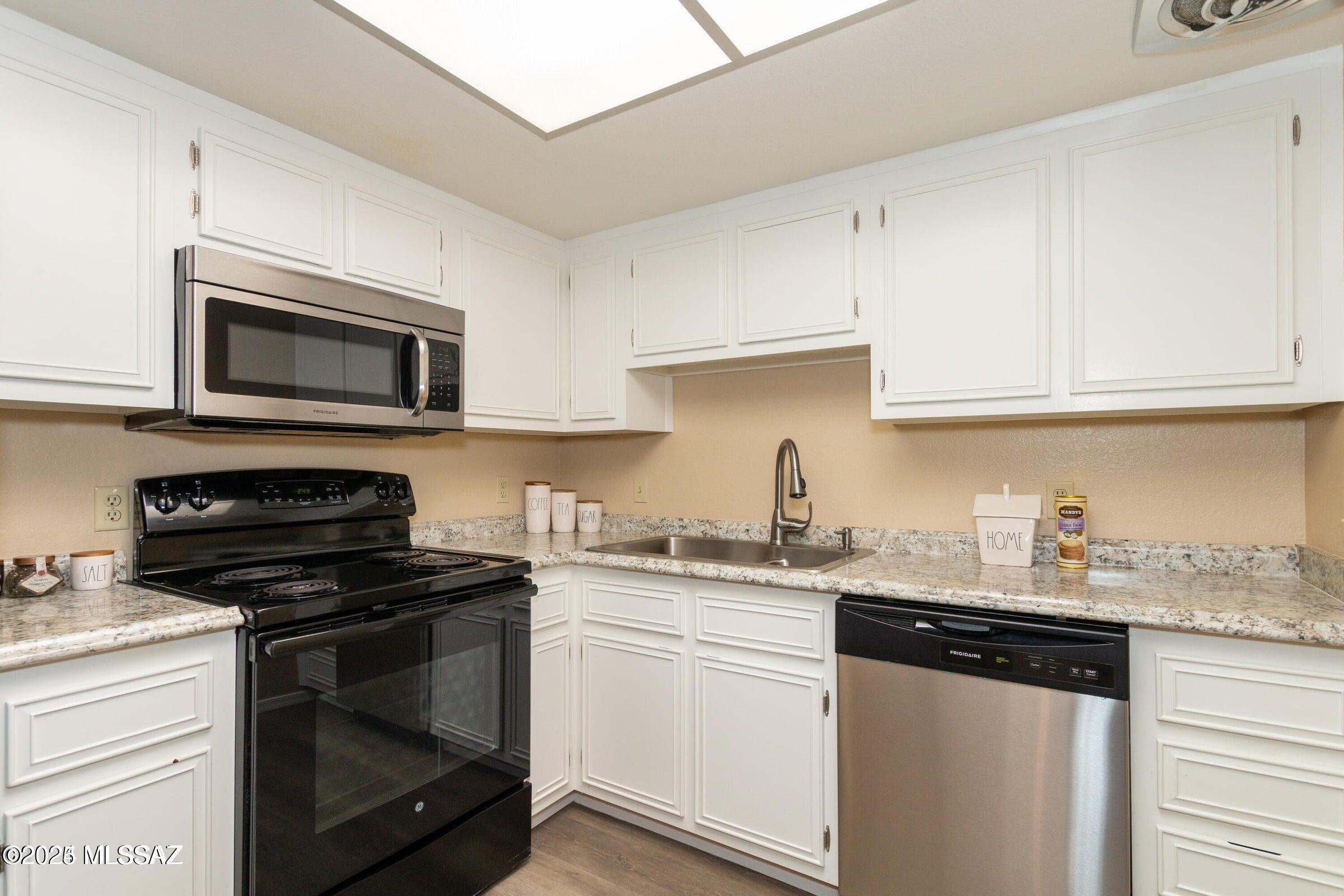 Las Casas Bellas Condo (45-53) - Residential Lease