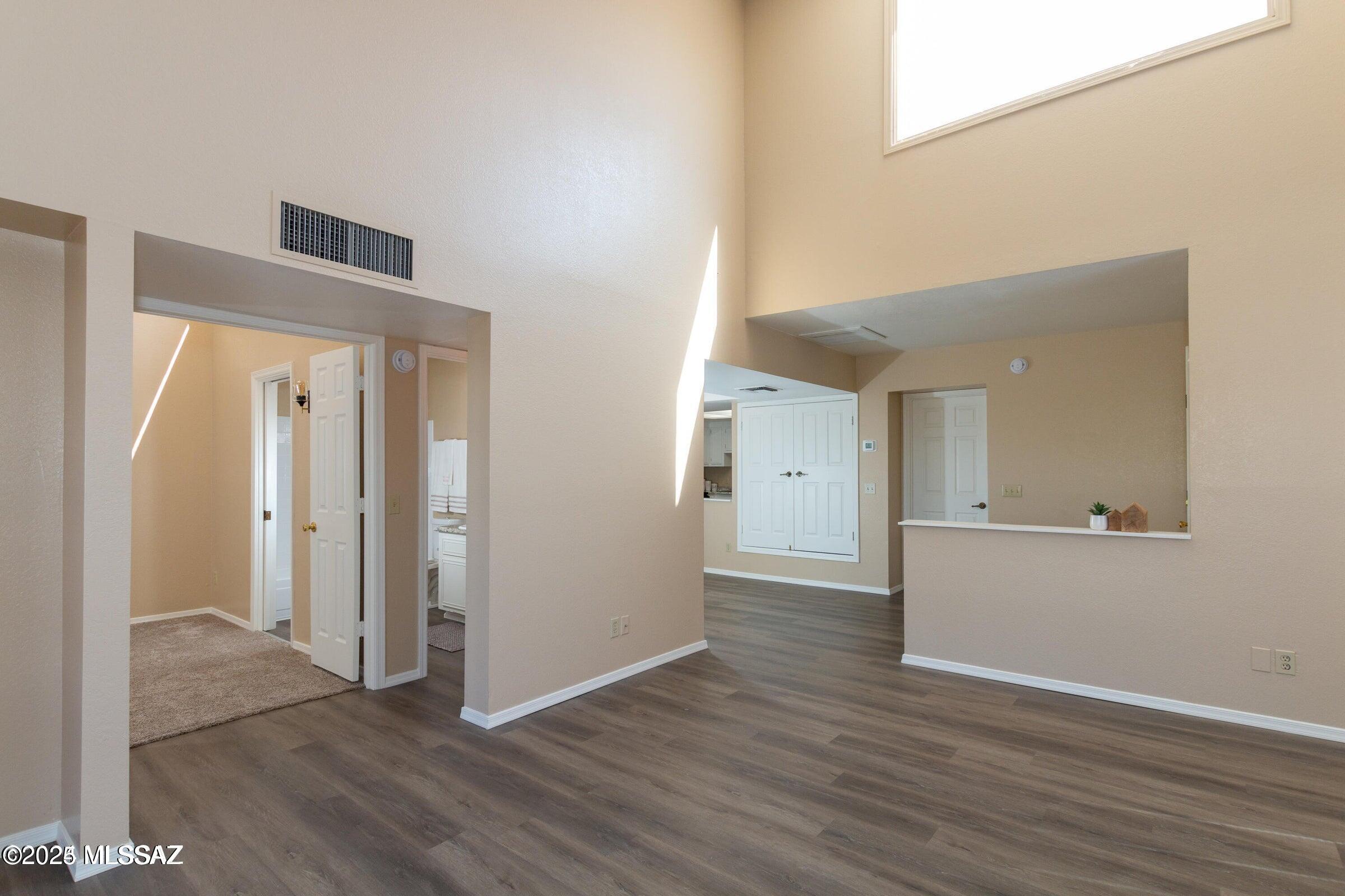 Las Casas Bellas Condo (45-53) - Residential Lease