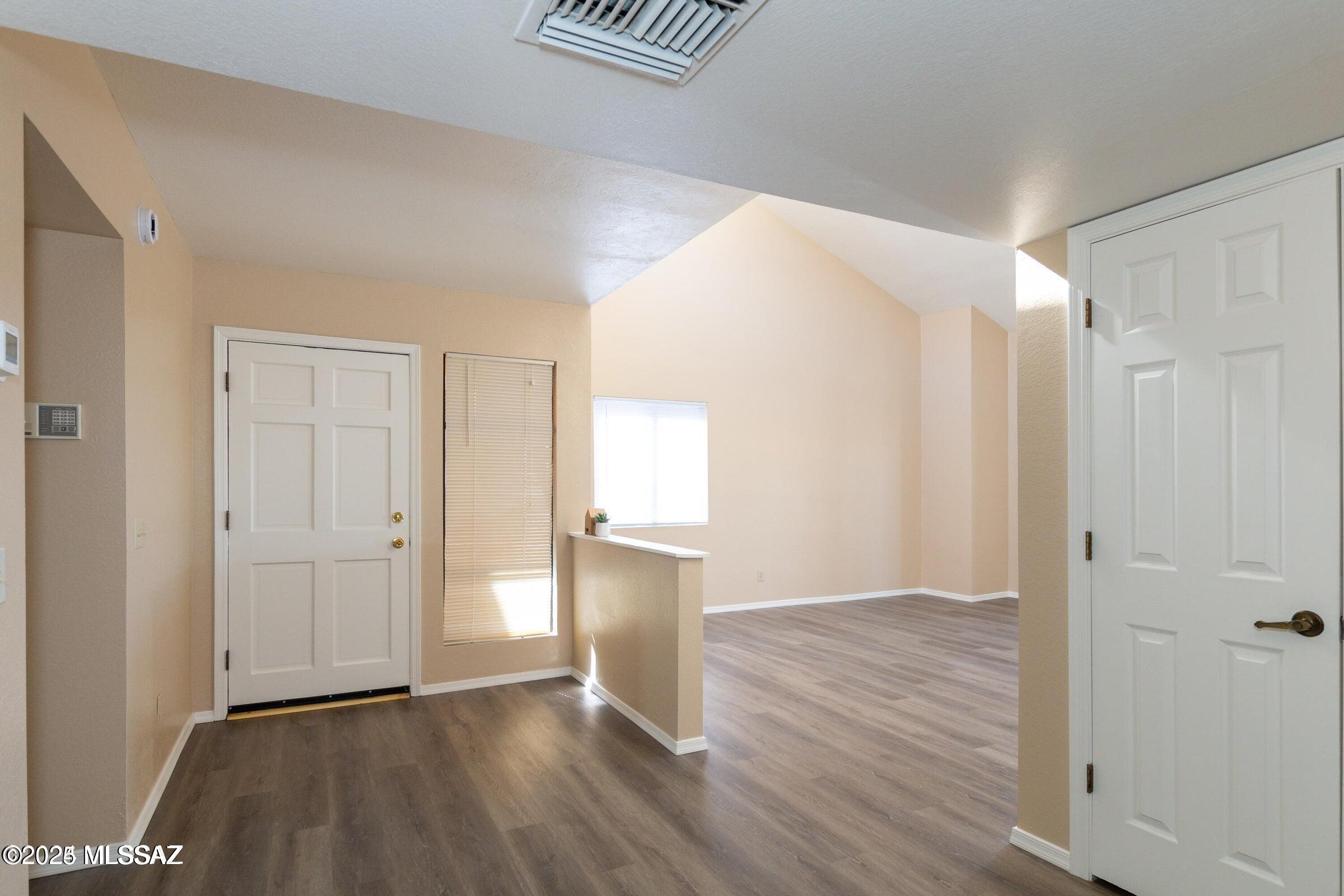 Las Casas Bellas Condo (45-53) - Residential Lease