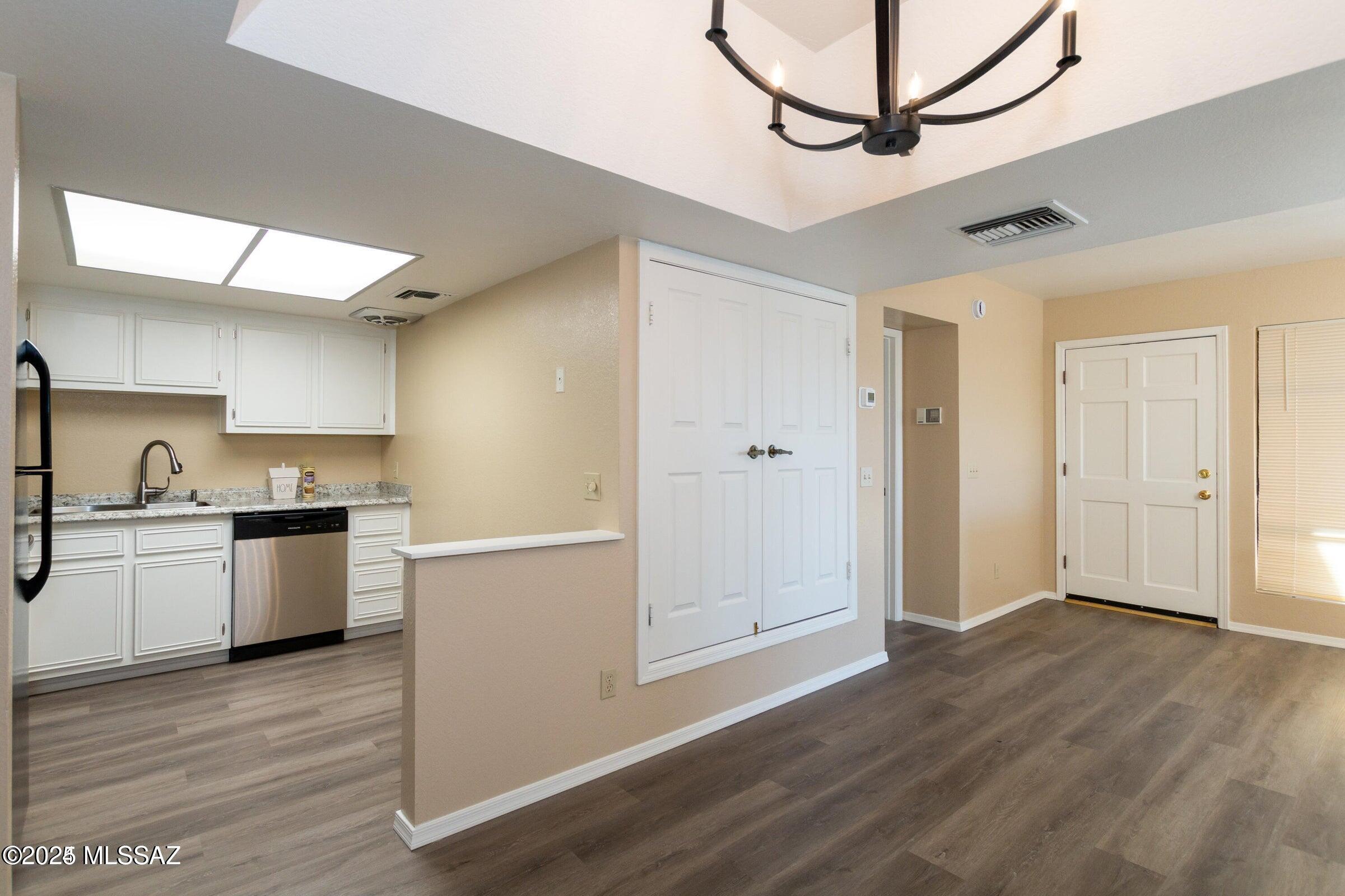 Las Casas Bellas Condo (45-53) - Residential Lease
