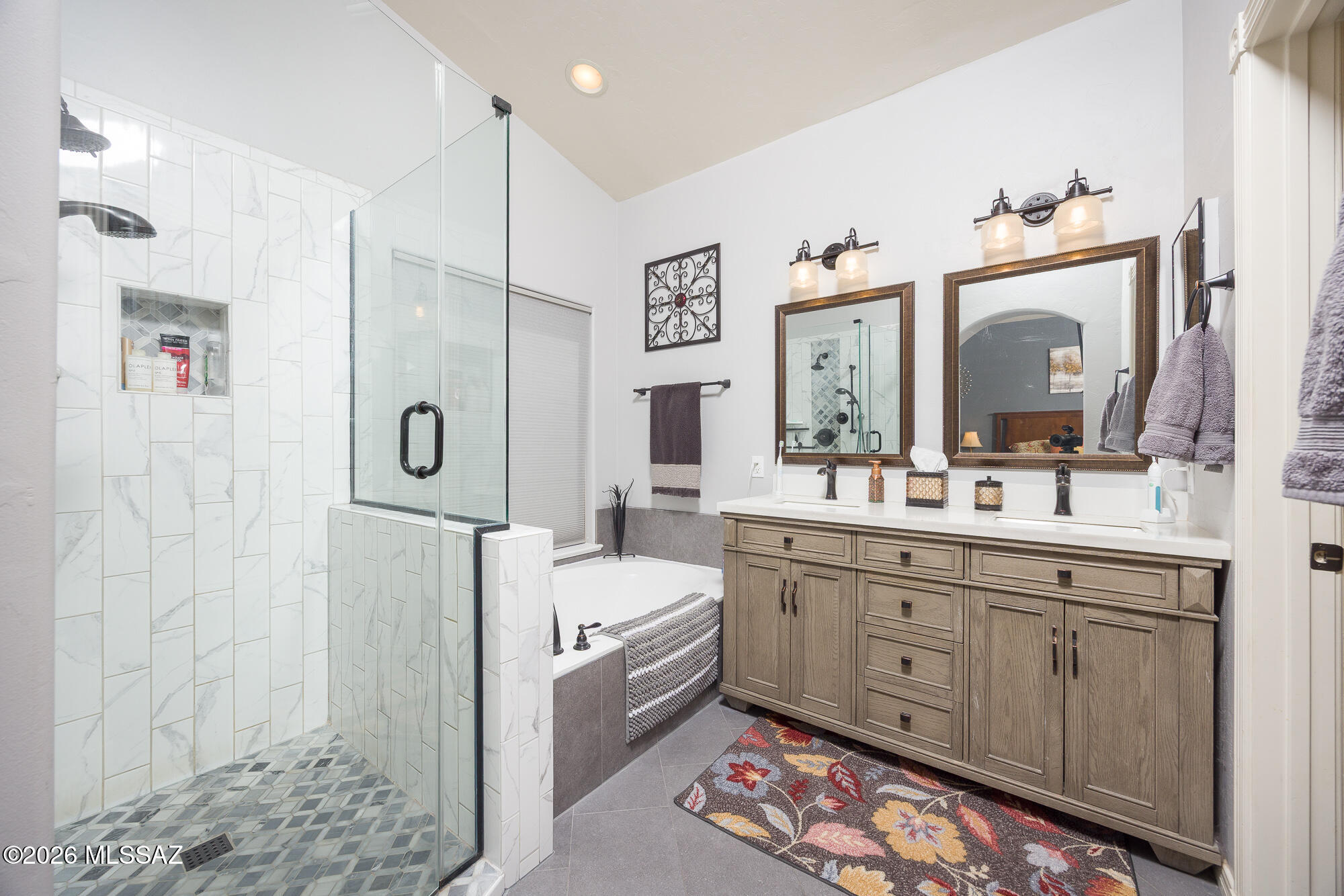 Sabino Creek (1-98) - Residential