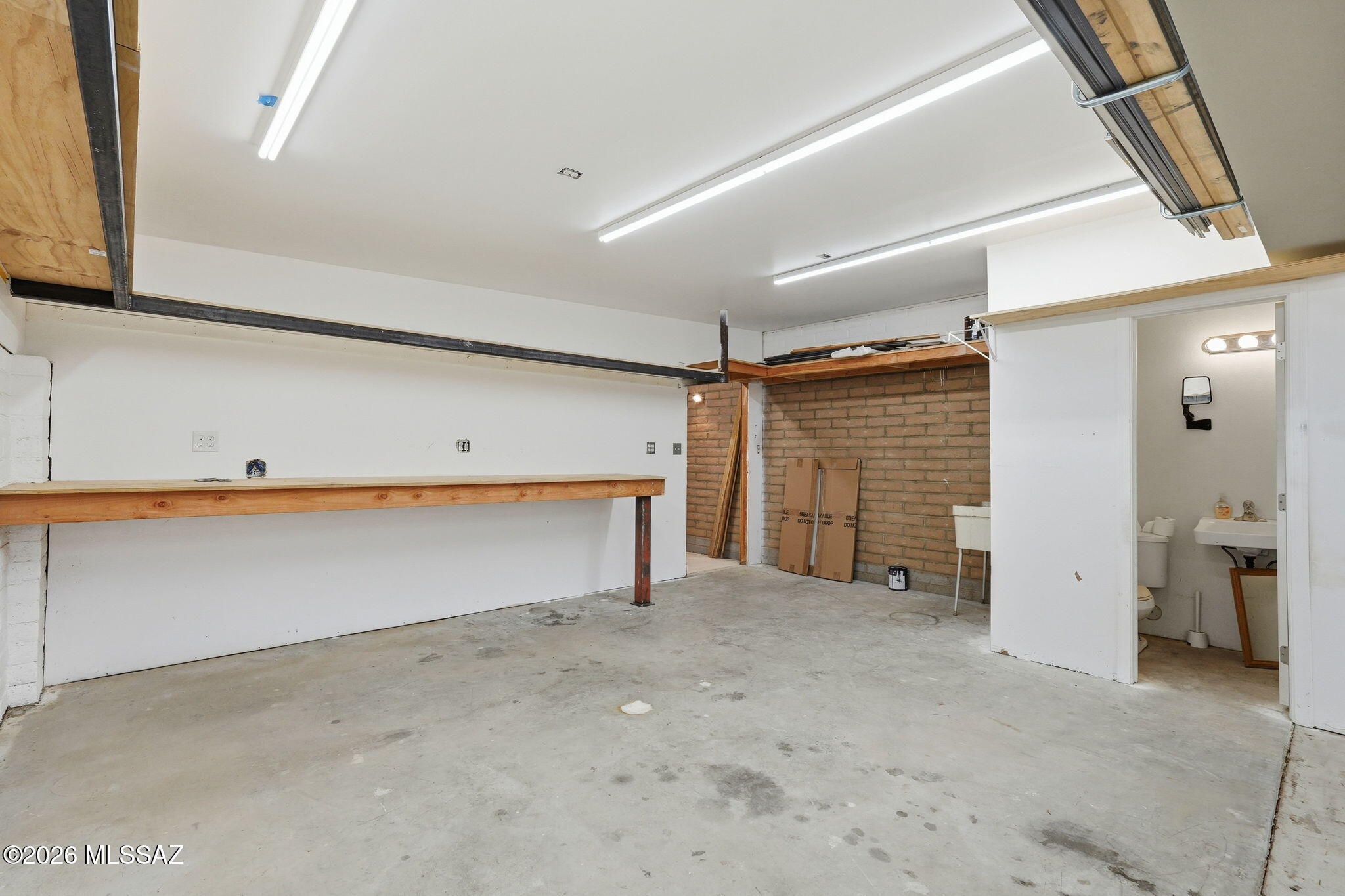 Rancho Feliz (153-352) - Residential