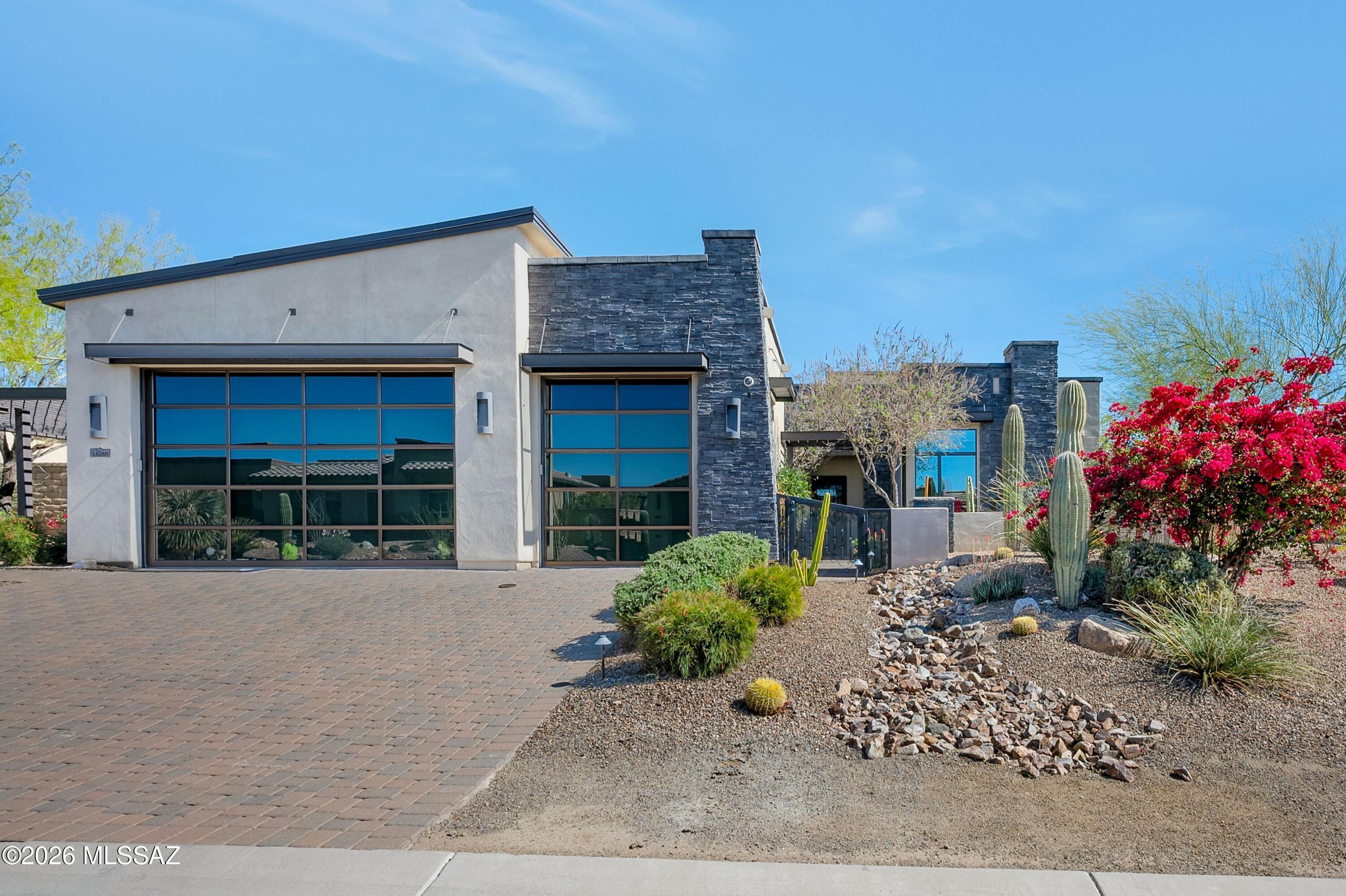 14180 N Los Saguaros Drive