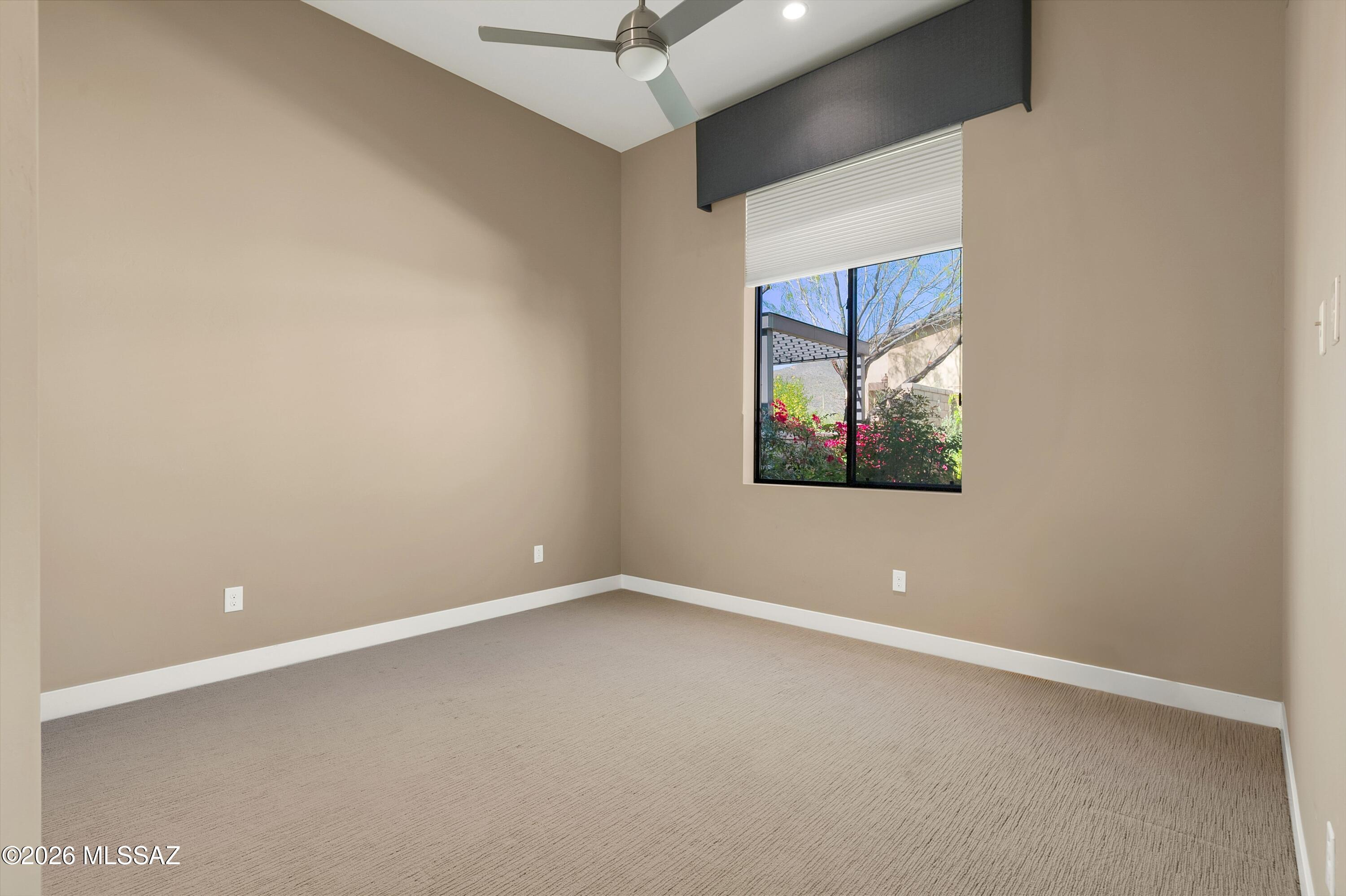 Los Saguaros At Dove Mountain SQ20121640199 - Residential