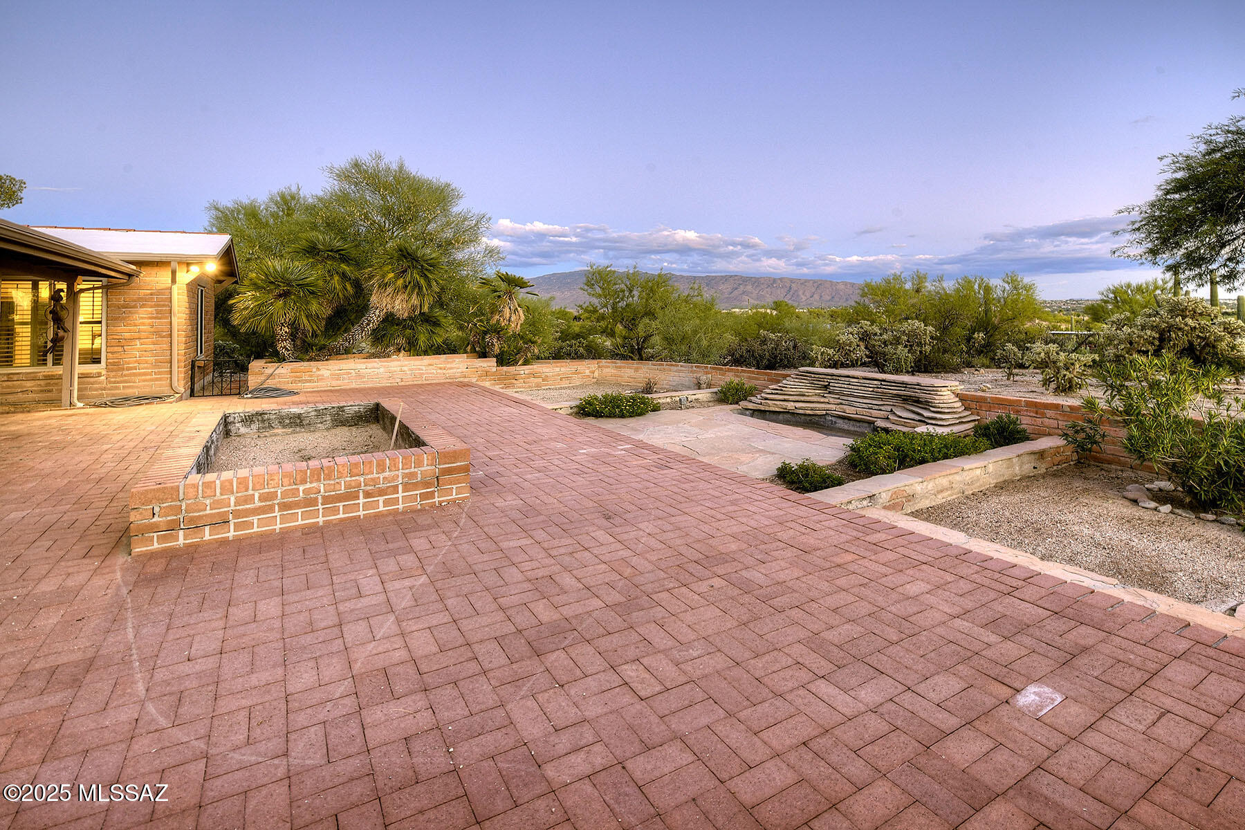 Beverly Hills of Tucson - Residential