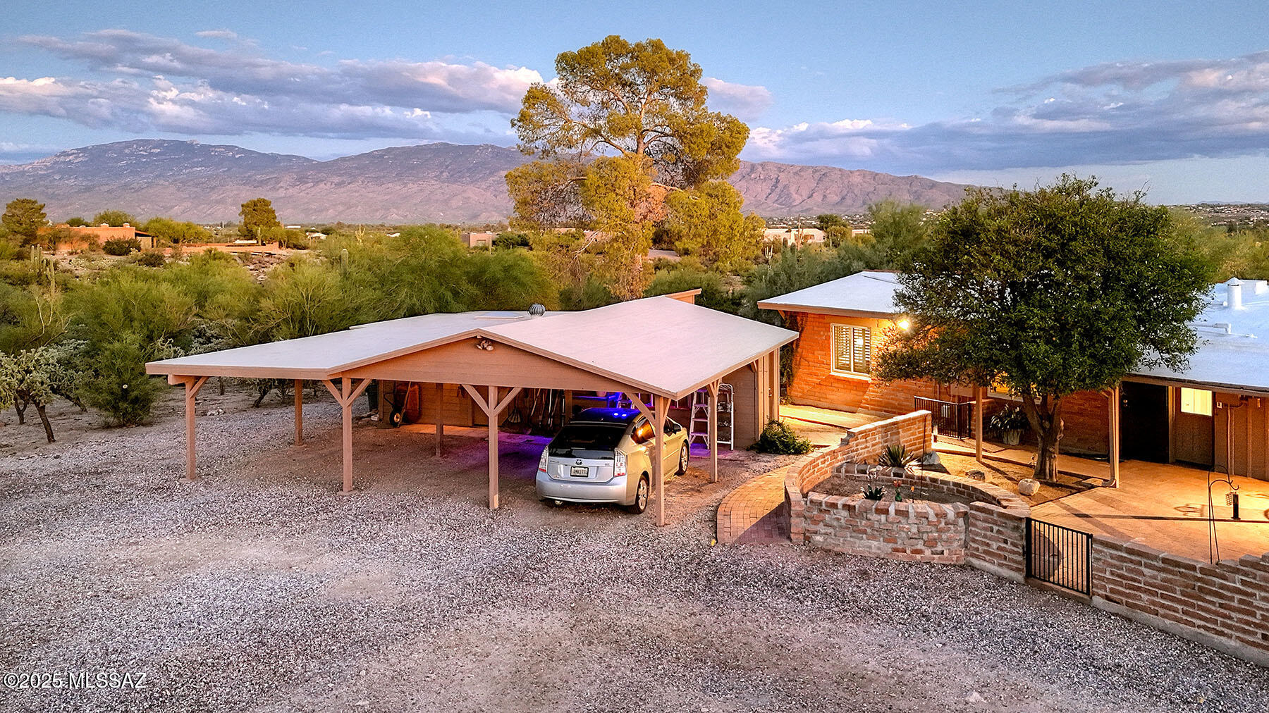 Beverly Hills of Tucson - Residential