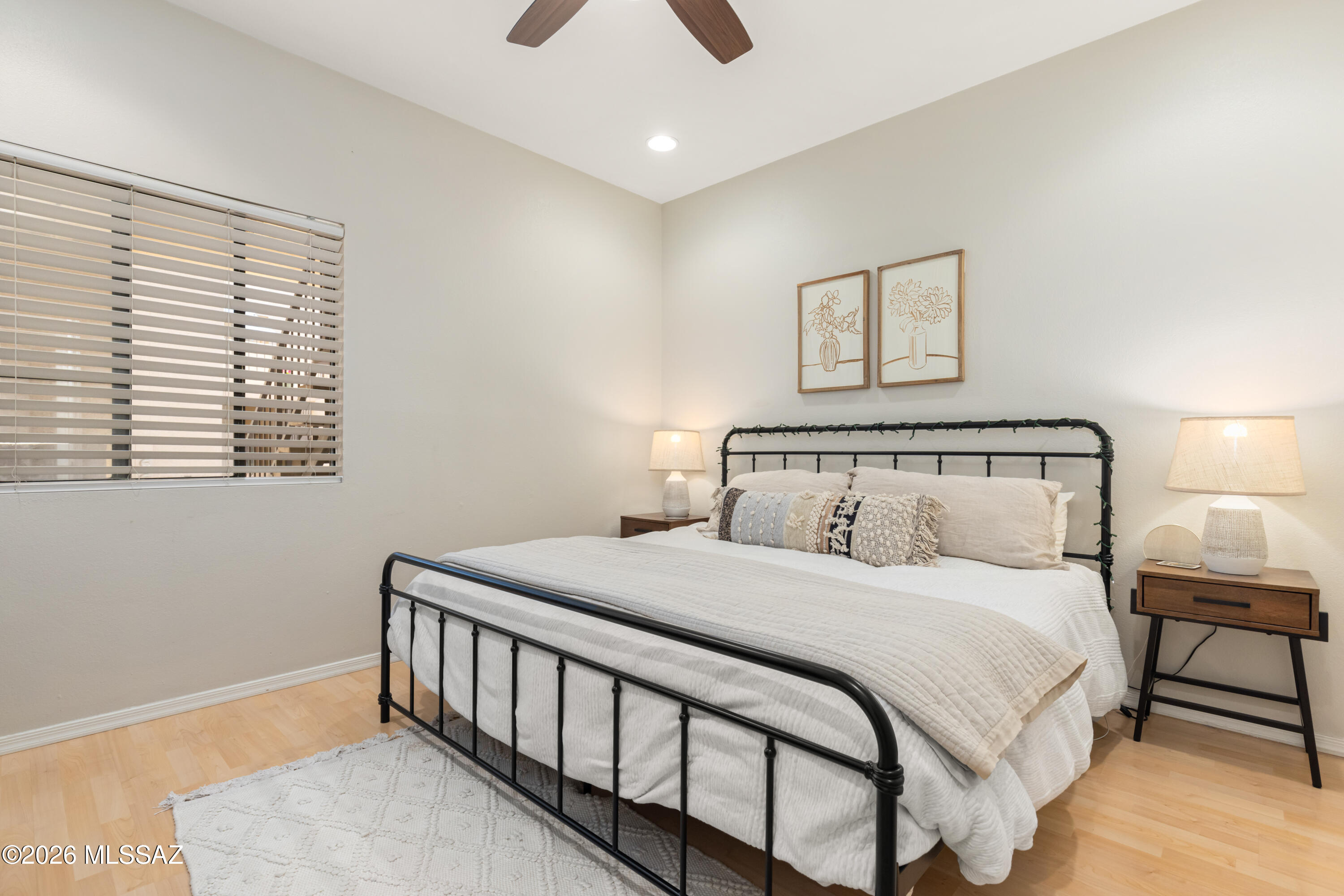 Casitas Real Condos. - Residential