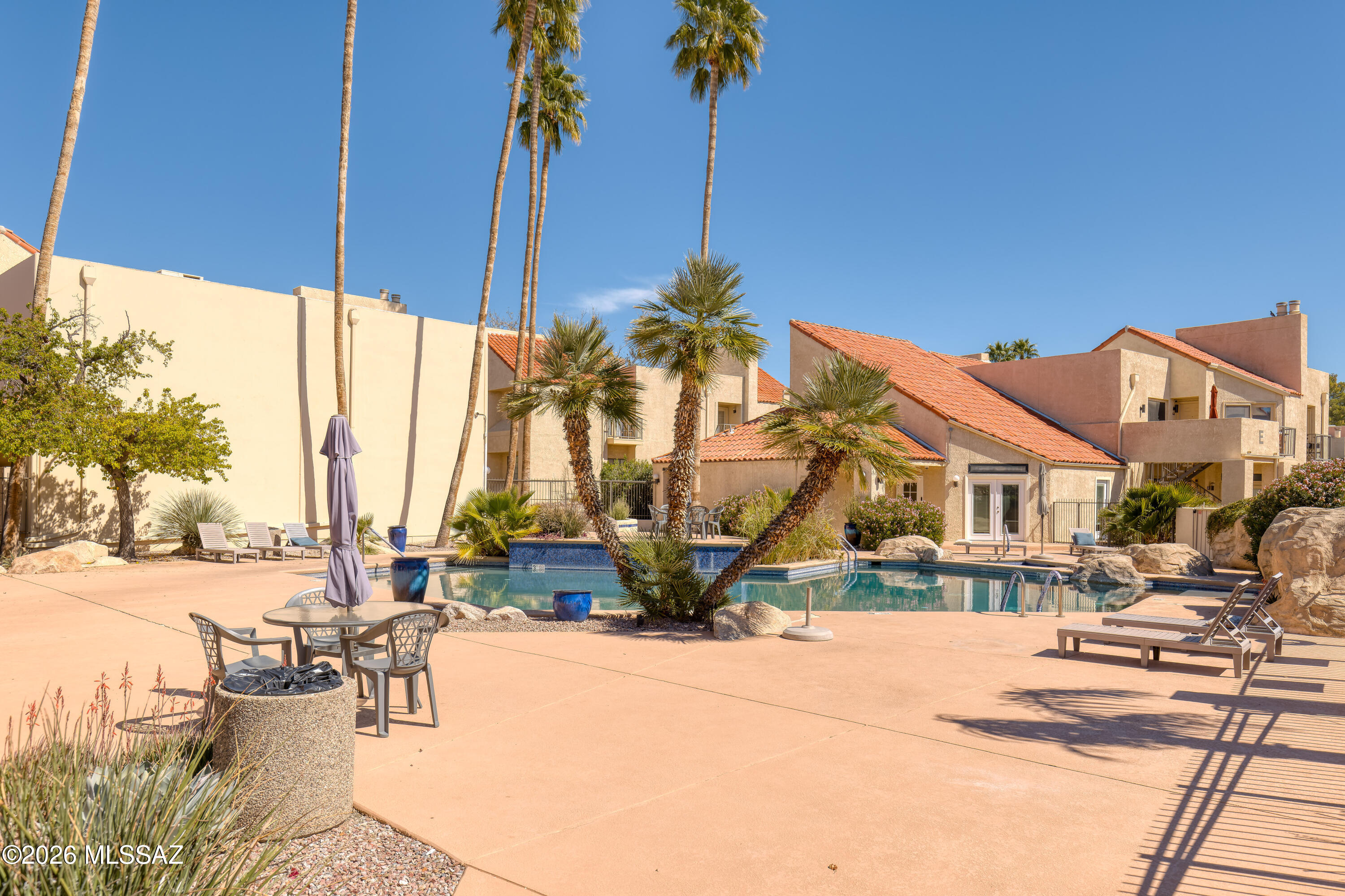 Casitas Real Condos. - Residential