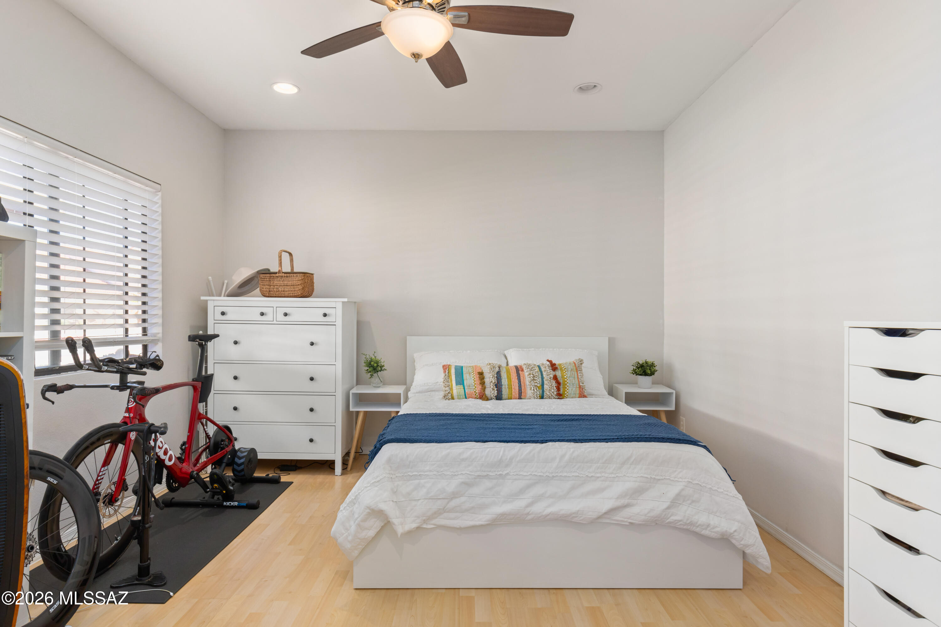 Casitas Real Condos. - Residential