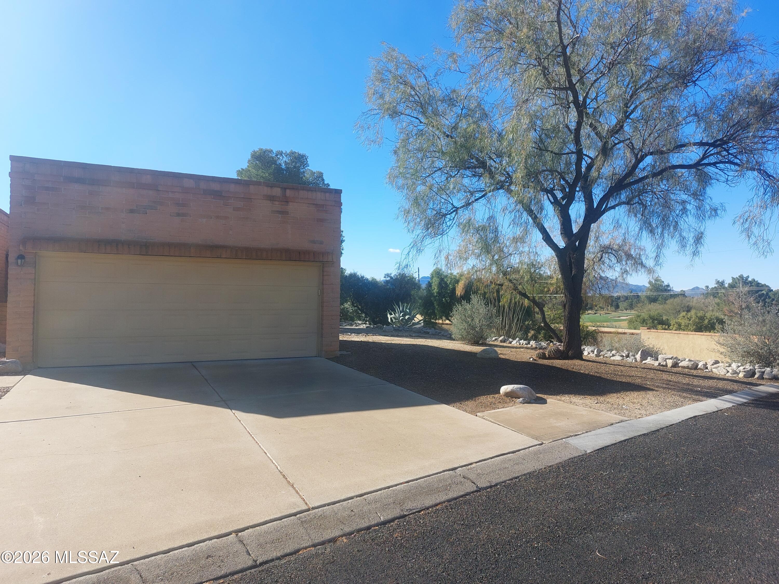 8563 N Candlewood Loop