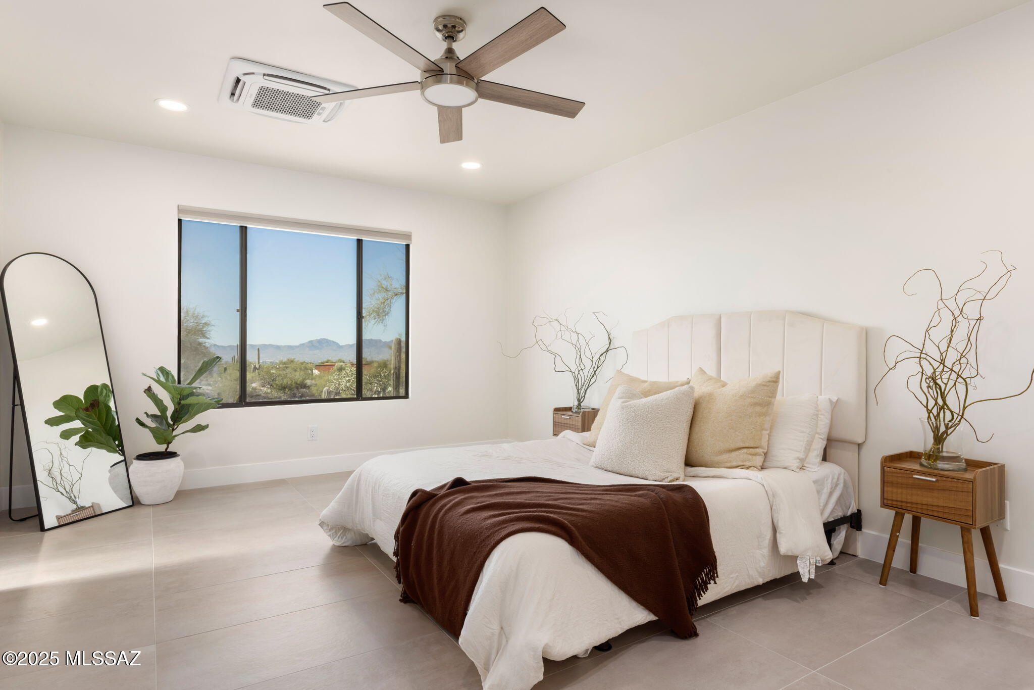 Santa Catalina Estates NO. 4 (1-180) - Residential