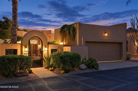 Photo of 5608 E Paseo De Manzanillo, Tucson, AZ 85750 (MLS # 22625193)