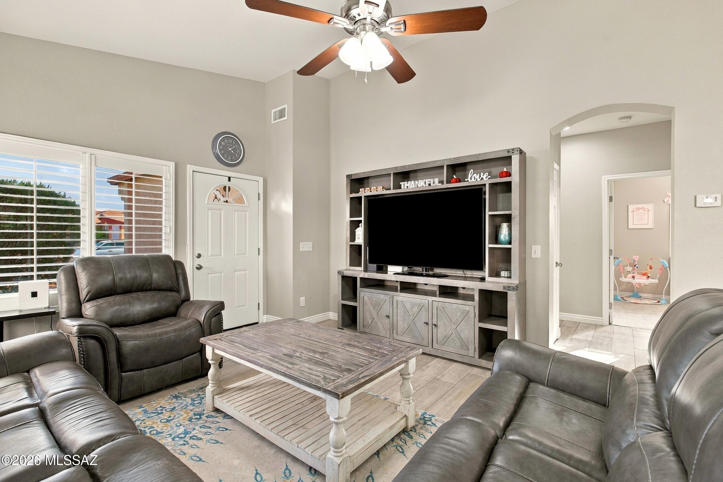 7656 S Trumpet Vine Avenue