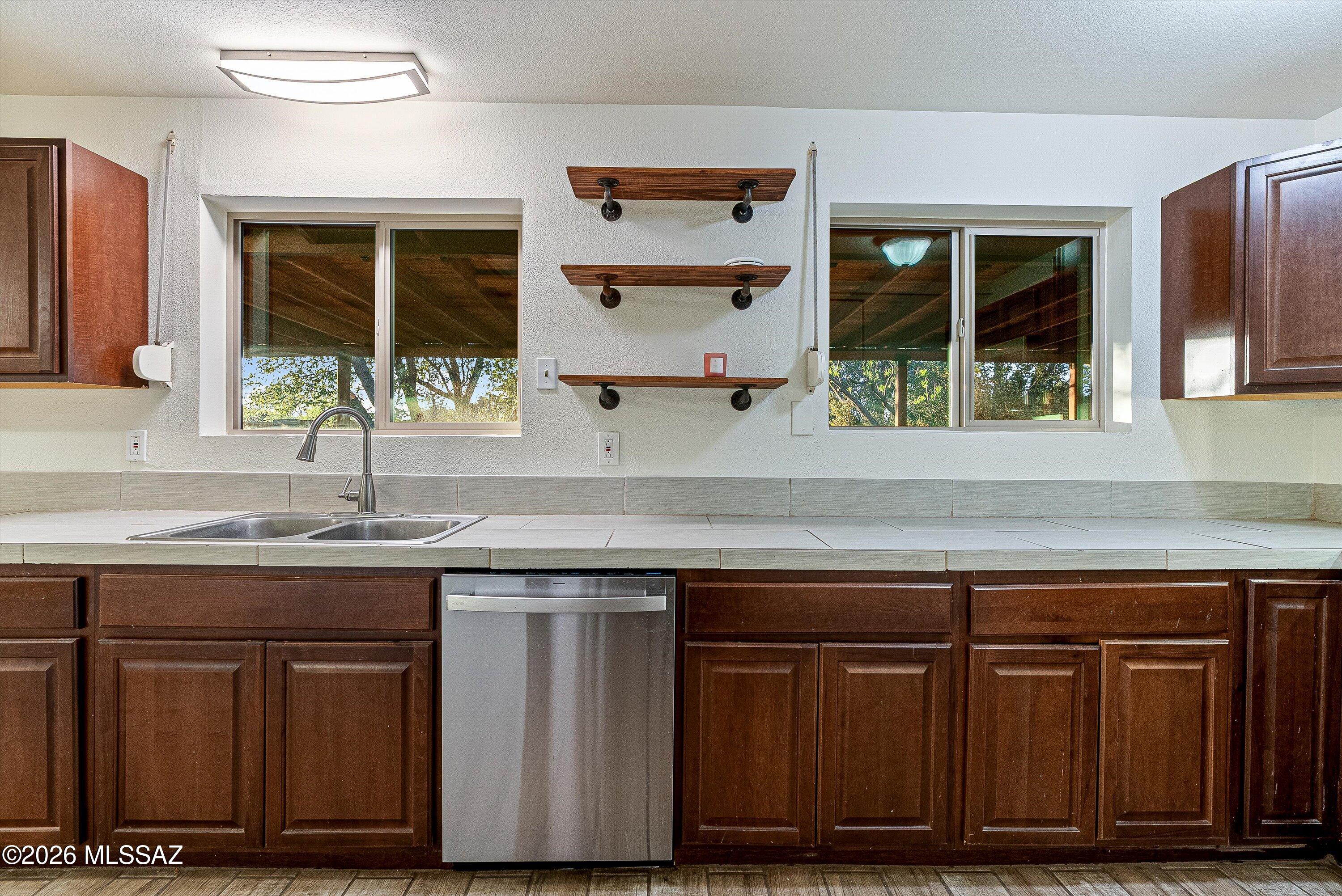 Rancho Robles Homes - Residential