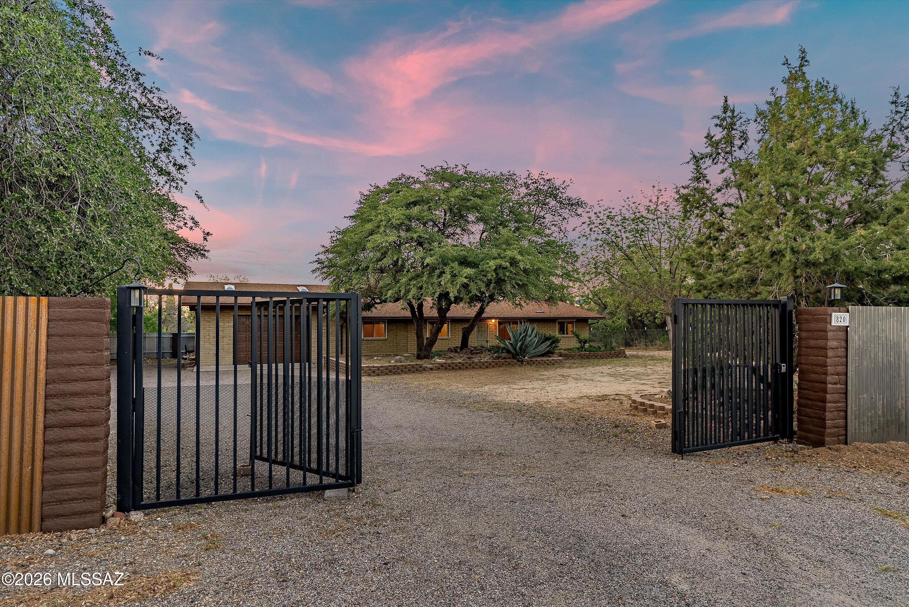 Rancho Robles Homes - Residential
