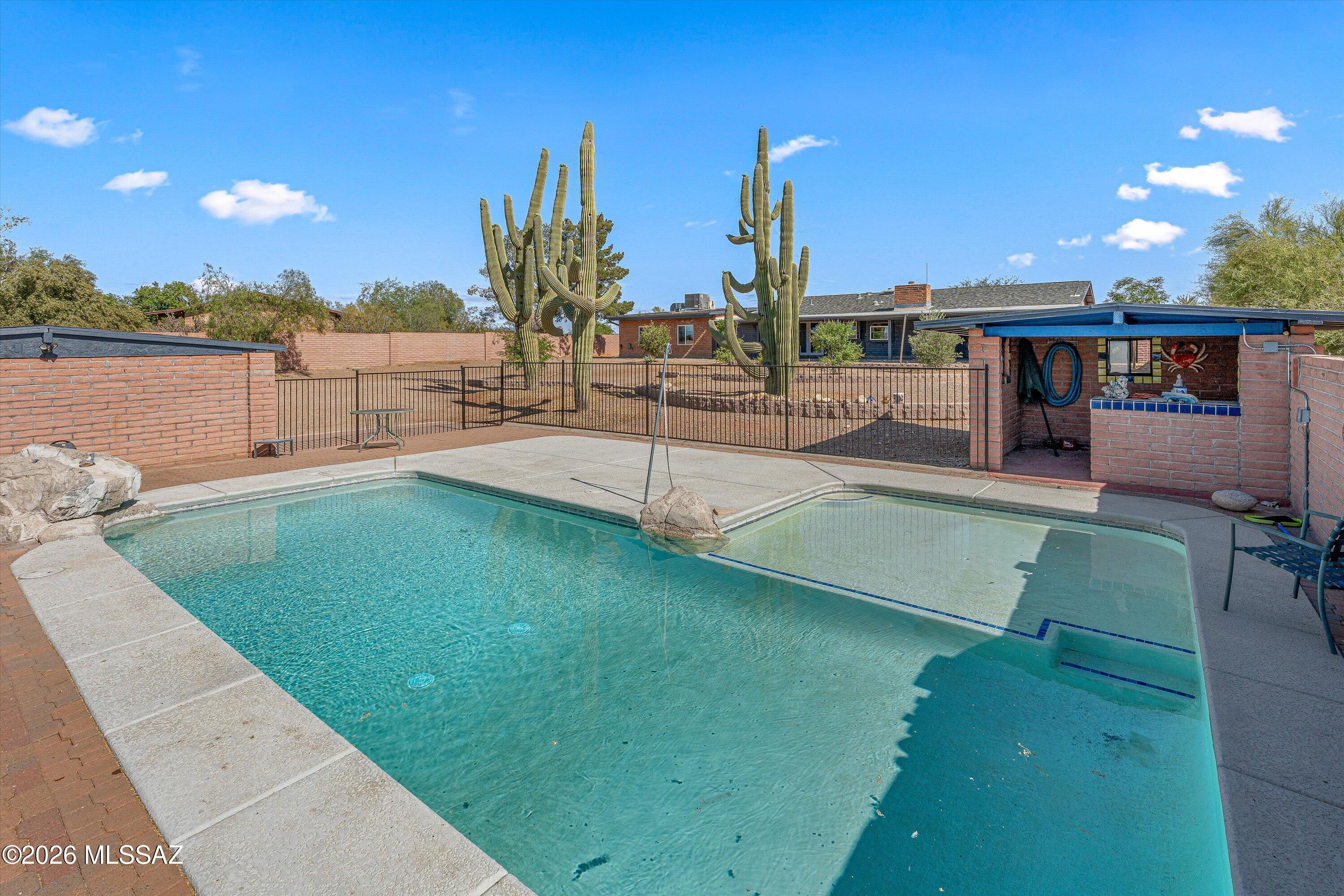 La Canada Foothills (1-75) - Residential
