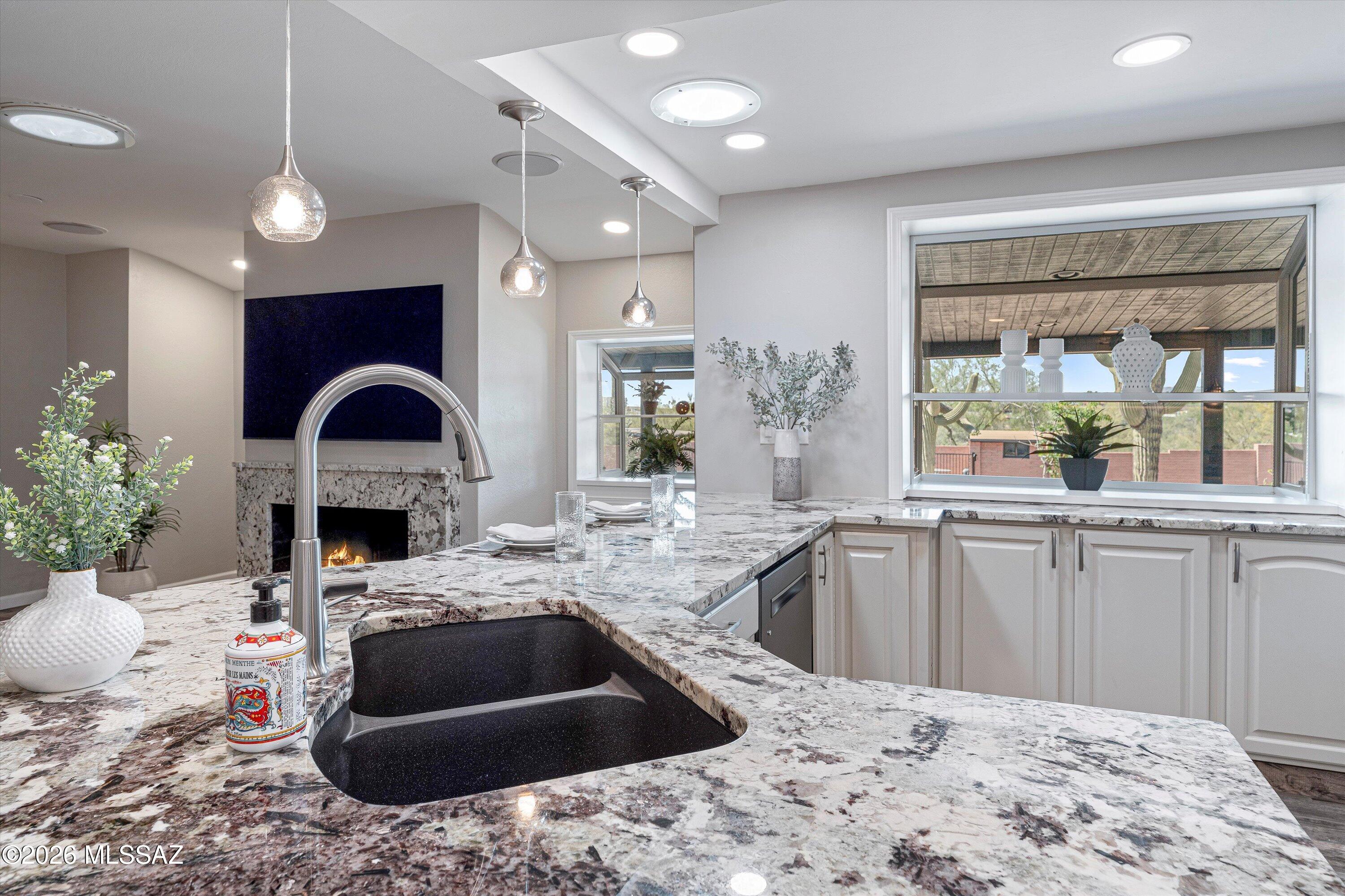 La Canada Foothills (1-75) - Residential